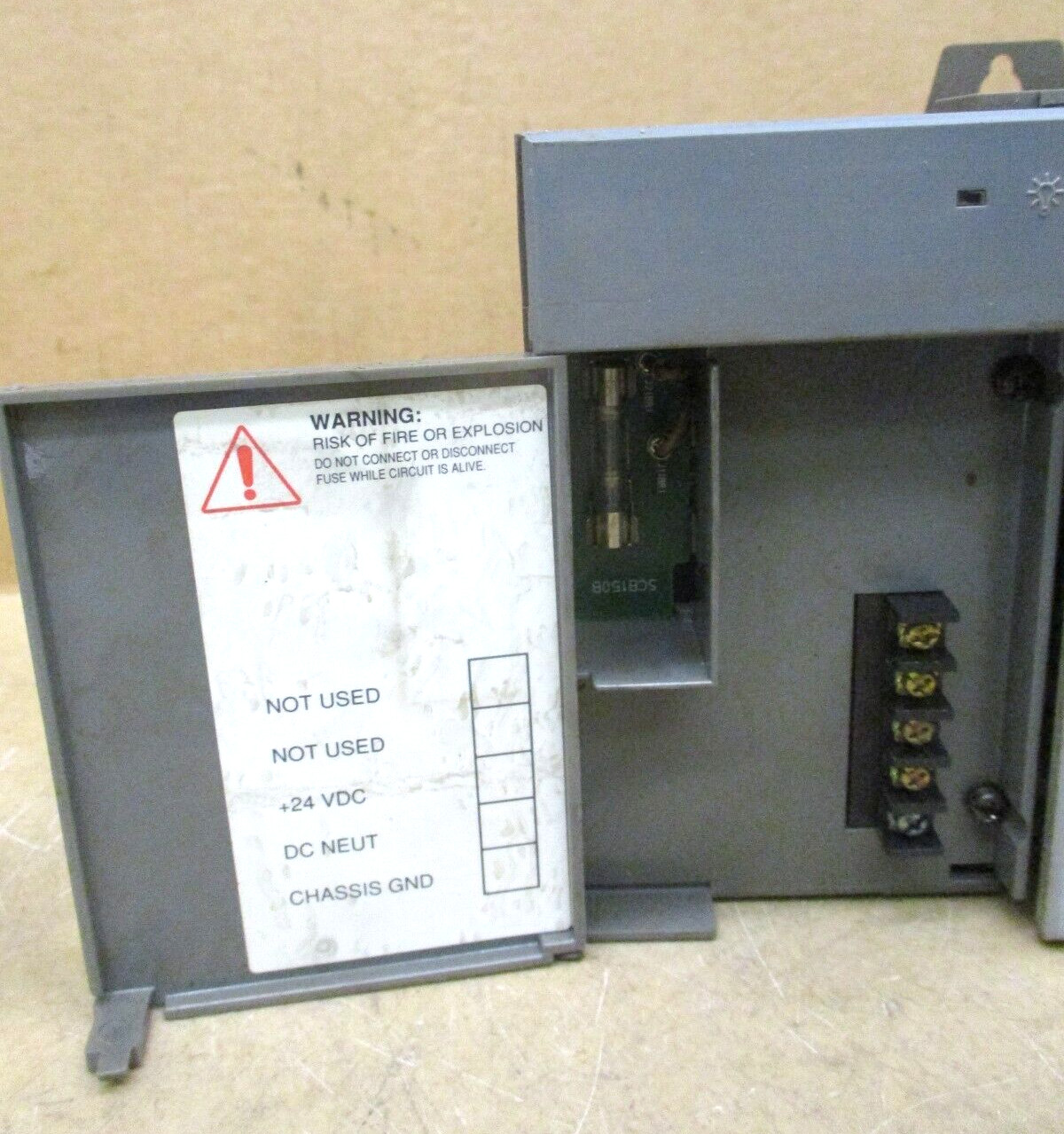 Allen-Bradley SLC 500 1746-P3 SLC 5/04 CPU 1747-L542 1747-DCM 1747-SDN 48687GN