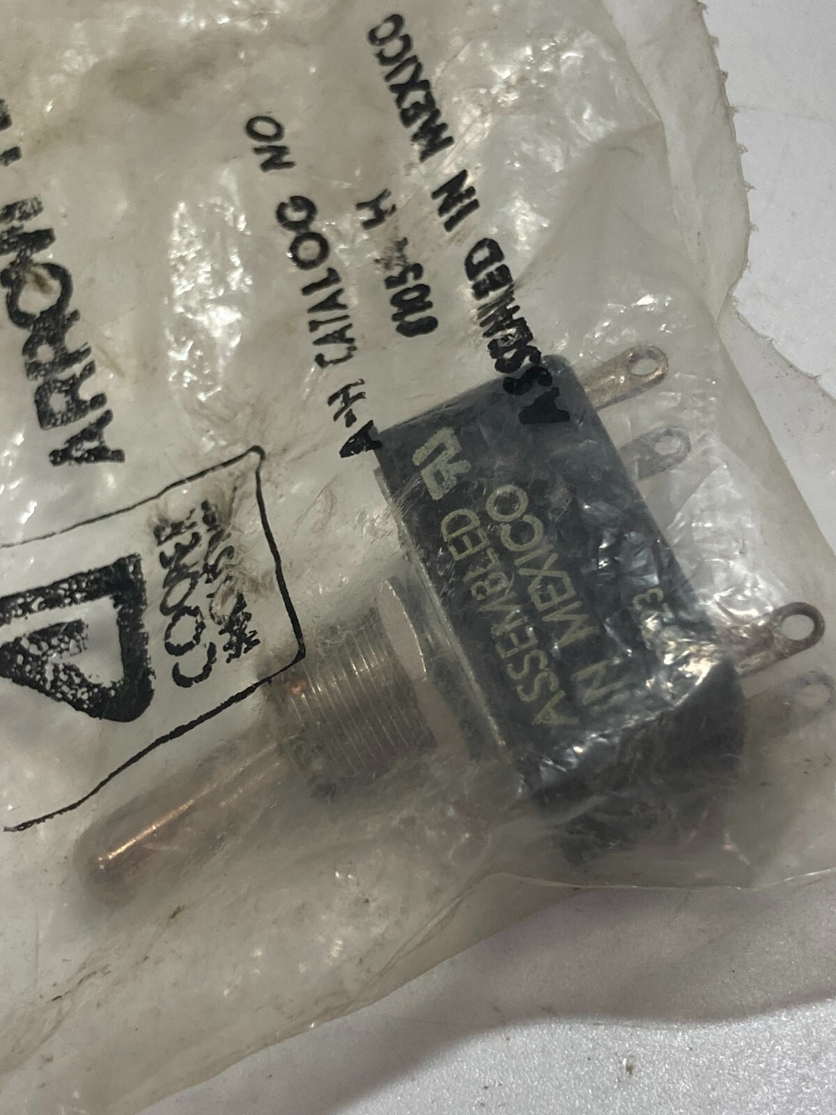 ARROW HART 81054-H TOGGLE SWITCH NIB