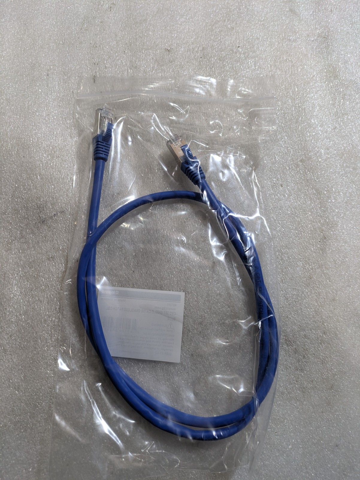 Legrand C2G 27241 Cat5e Shielded Snagless Patch Cable 3ft RJ45 Blue Ethernet OEM