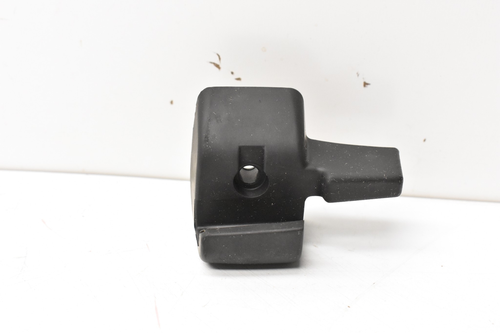JEEP 55156371AD LIFTGATE WINDSHIELD WIPER HOLDER STOP BUMPER OEM MOPAR
