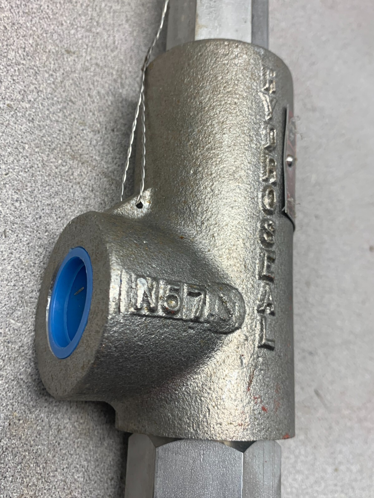 NEW HYDROSEAL 9/16″ ORFICE INLET SIZE 1/2-FE RELIEF VALVE 100 PSIG. 2CXV-30