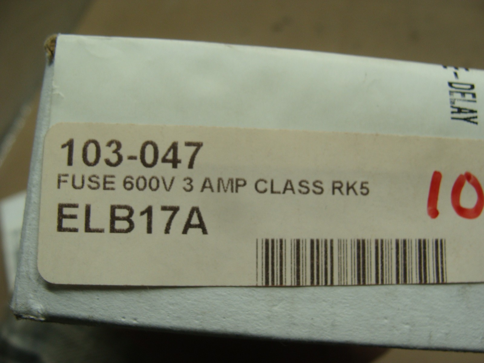 BOX OF 10 LITTELFUSE FLSR 3 ID FUSES 600V 3A CLASS RK5 INDICATOR TIME DELAY
