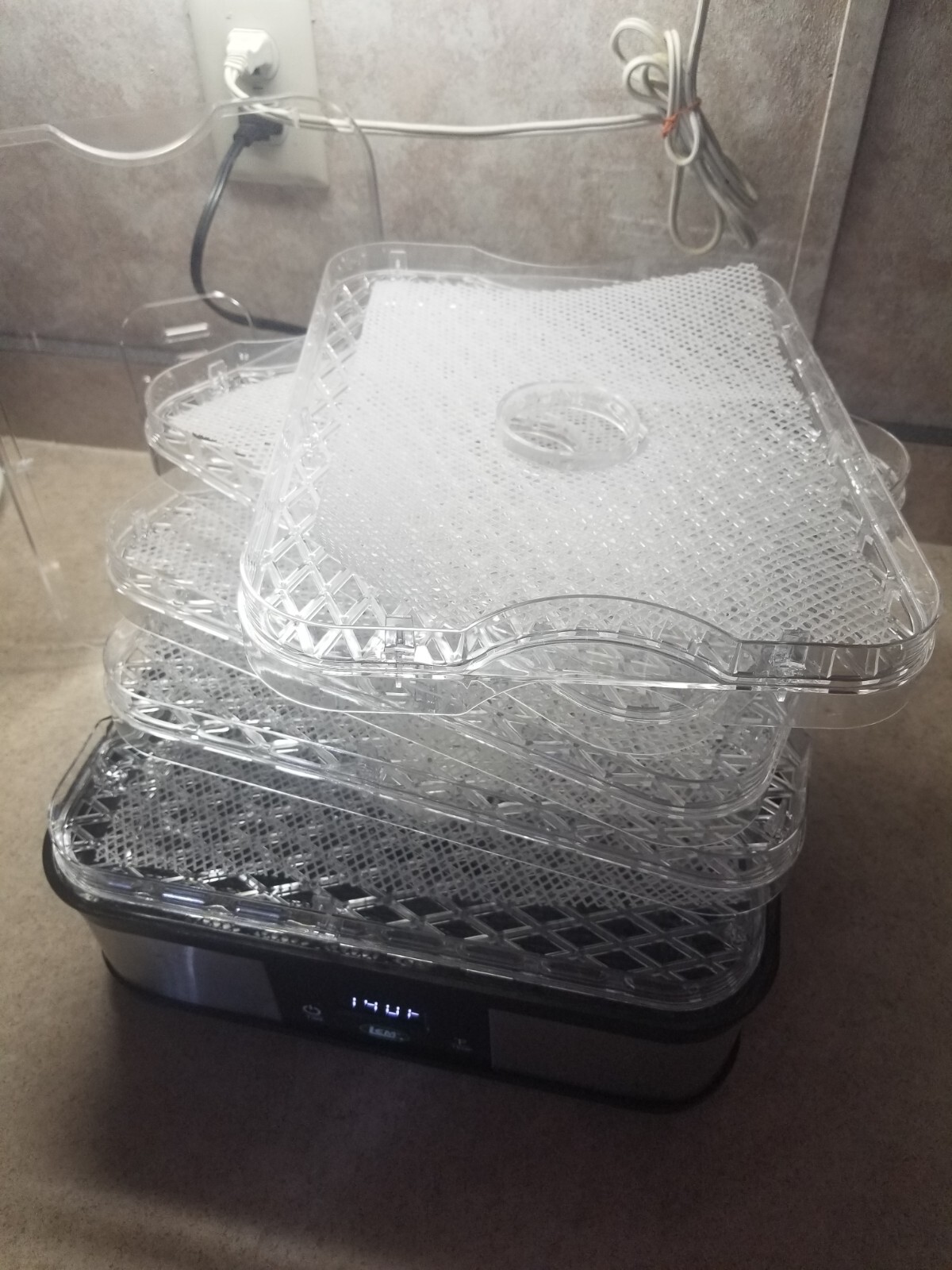 LEM Products 1378 Plastic 250W 5-Trays Silver/Black 3.5 sq. ft. Food Dehydrator