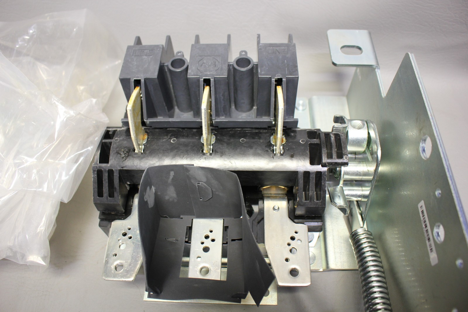NEW ALLEN BRADLEY 400A DISCONNECT SWITCH 1494U-D400 SER. A