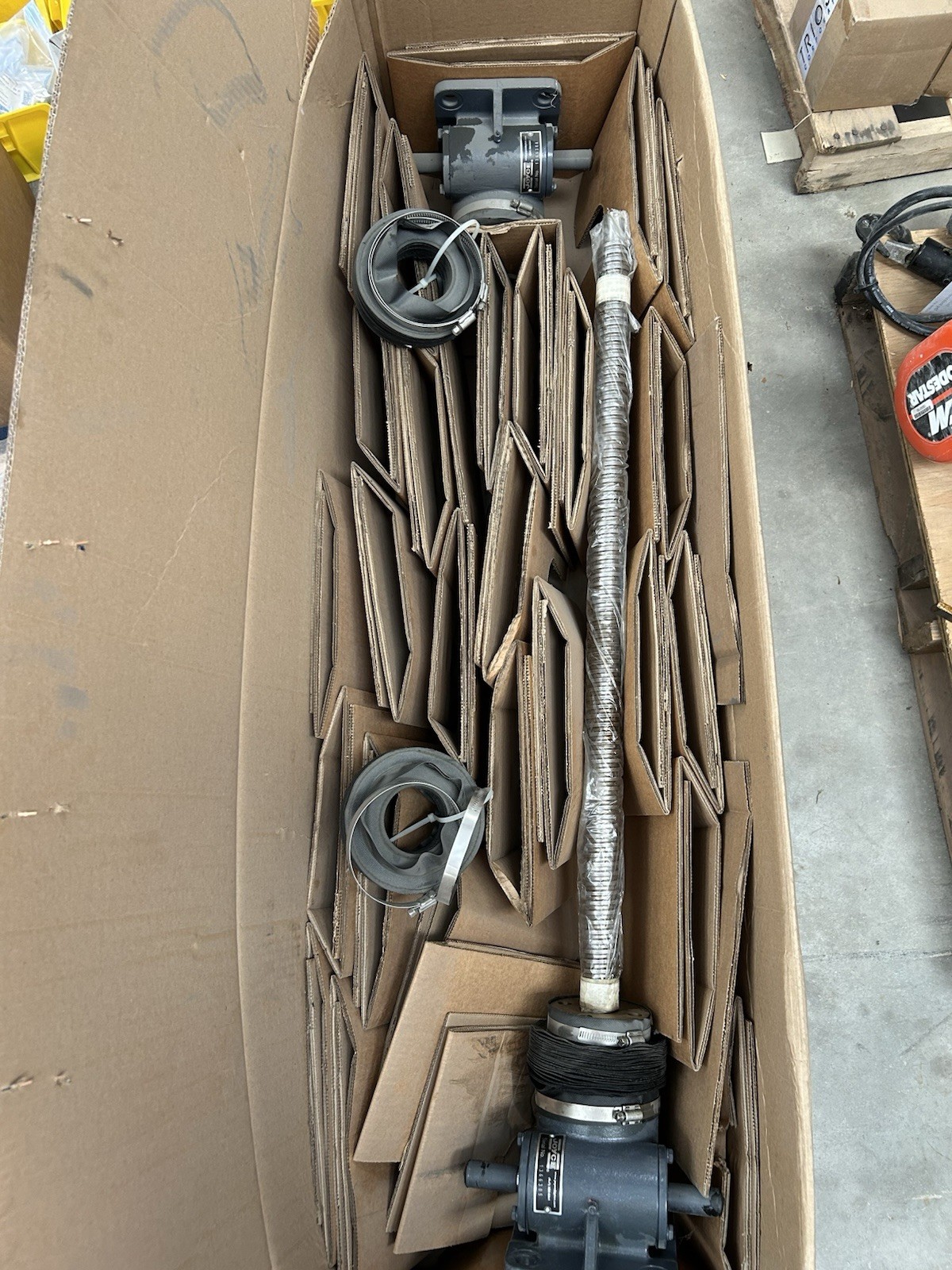 (2) Joyce Dayton 5 Ton Machine Screw Jacks. 32″ Travel