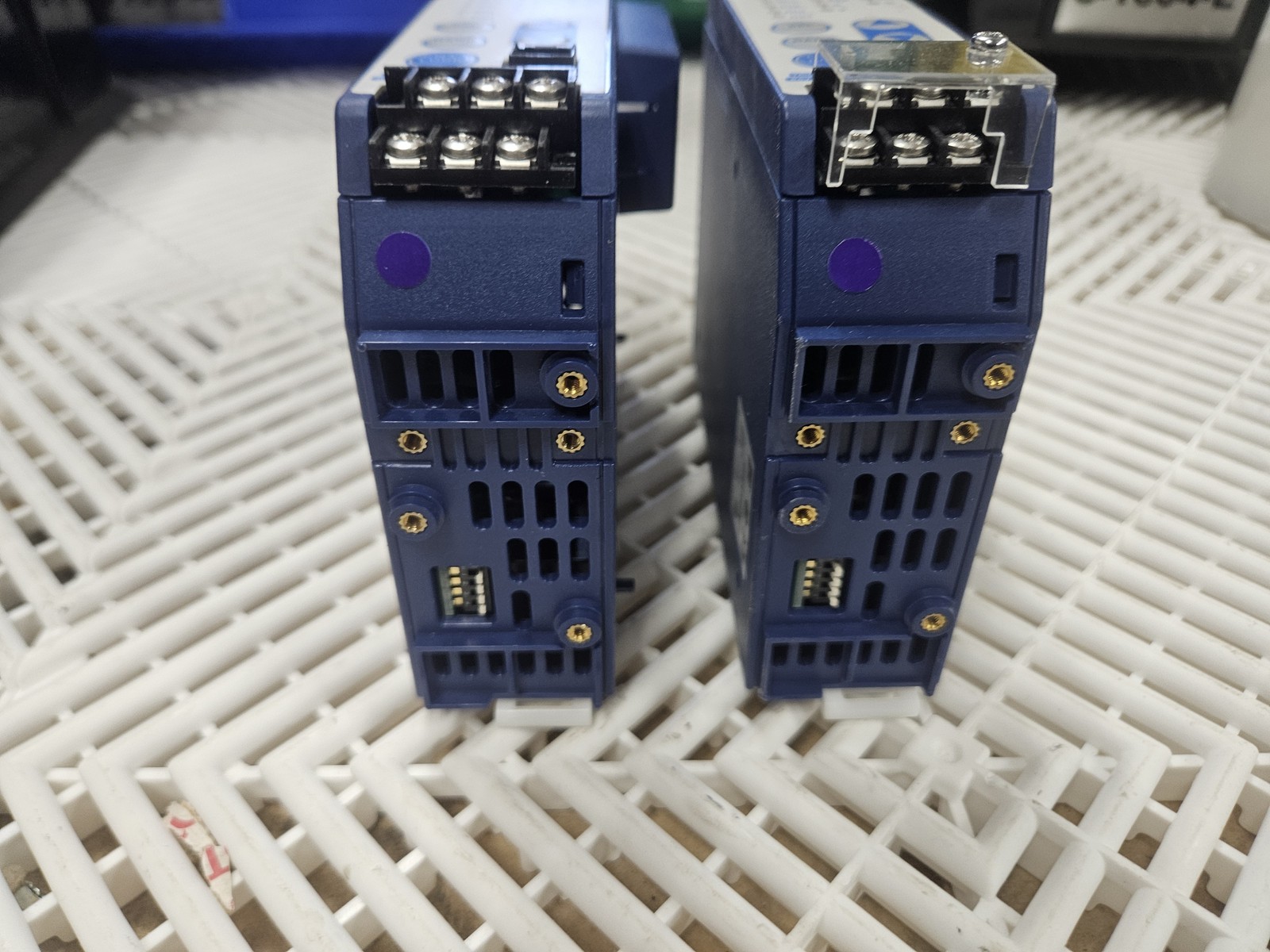 CCS BBV12P30-M 24VDC LED Lighting Controller Strobe (Lot of 2)
