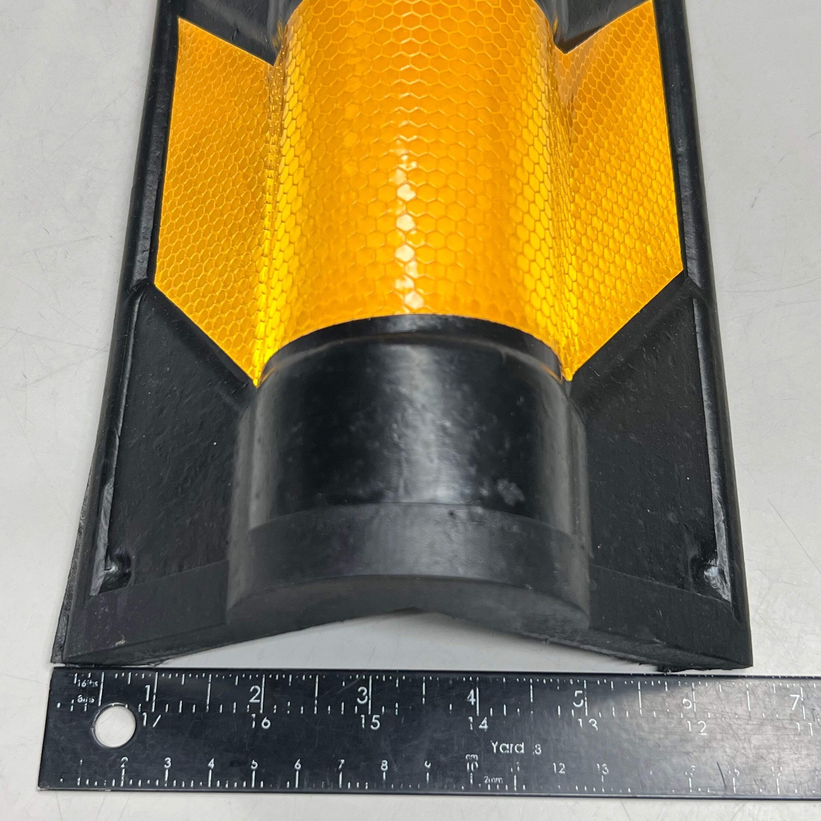 Rubber Corner Guard (10 Pcs) Sz 31″ L x 6.5″ W, Black & Yellow