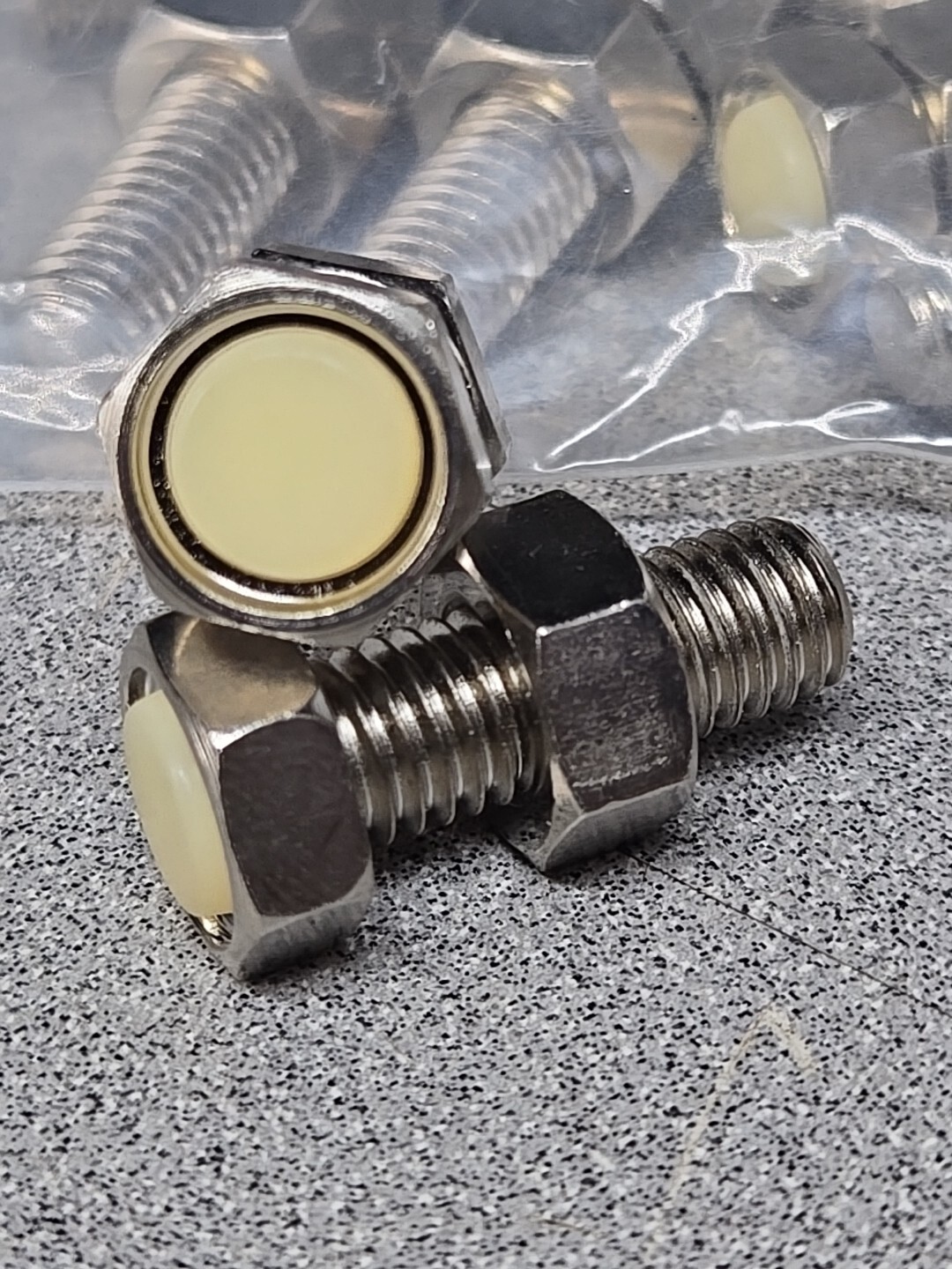 2pcs – MISUMI UST8-25 Stopper Bolt W/ Bumper 4137 Alloy M8-1.25x25mm (1F1)