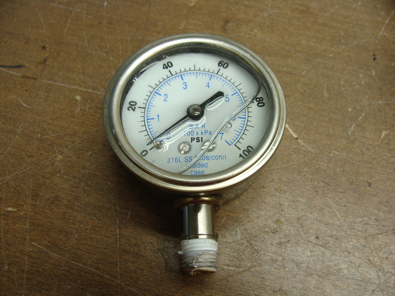LOT OF 5 316 SS TUBE/CONN WELDED CASE 0-100 PSI 0-7 kPa LIQUID FILLED GAUGES