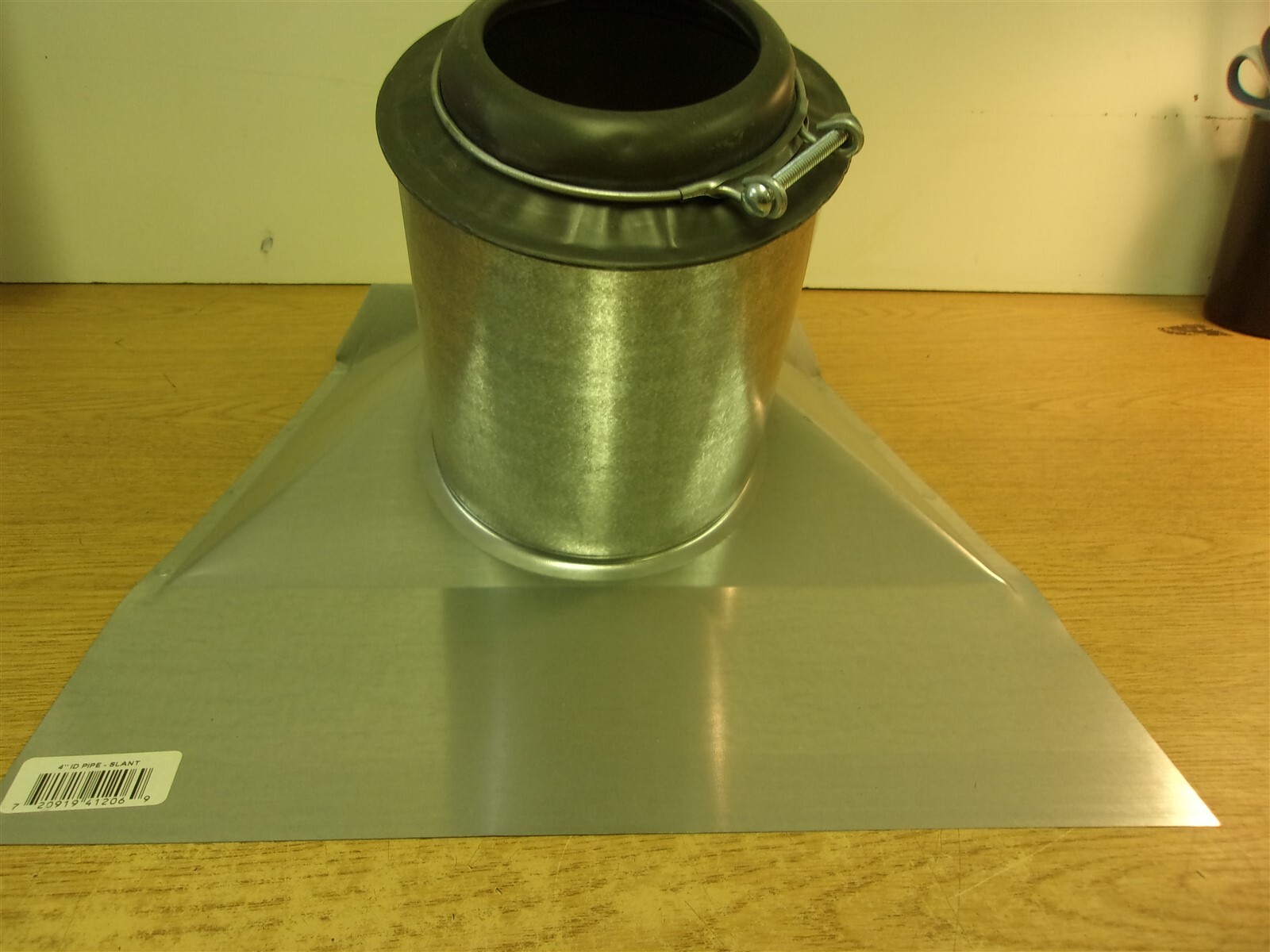 NEW FJ Moore Roof Flashing 4″ ID Pipe Slant *FREE SHIPPING*