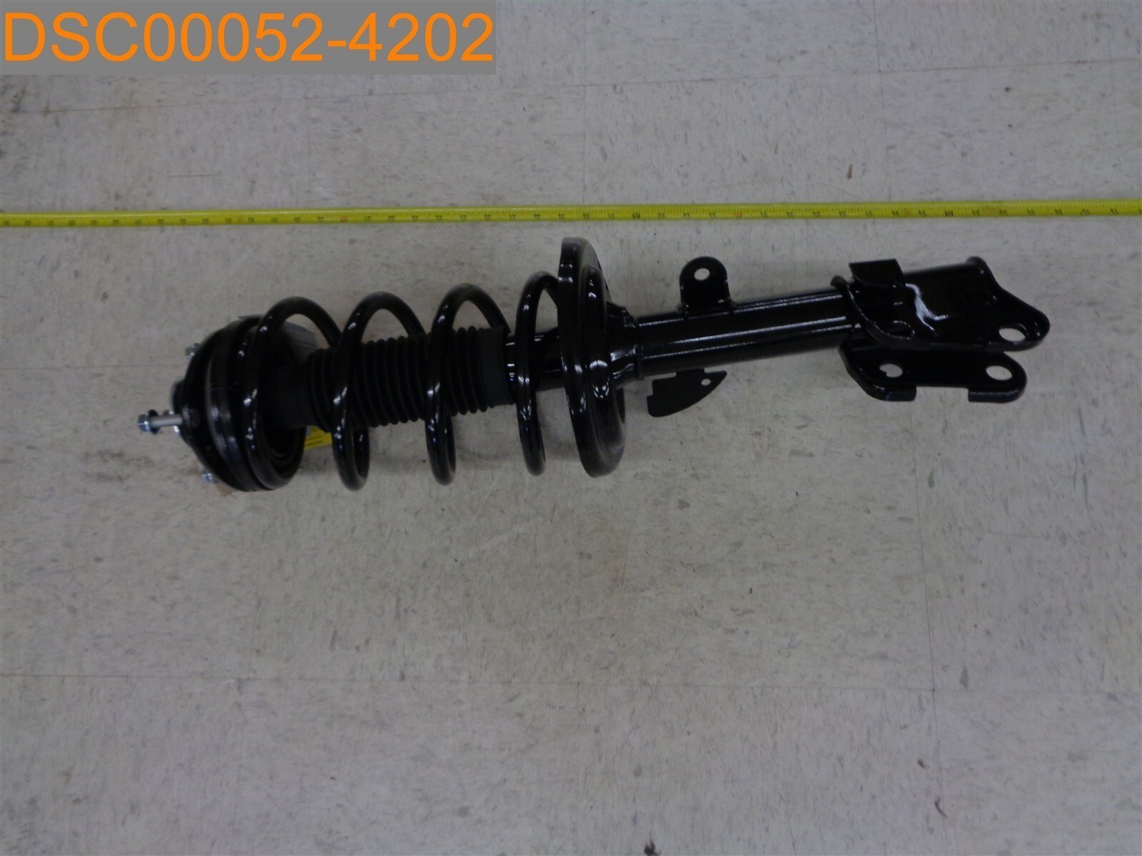 UNITY AUTOMOTIVE Complete Strut Assembly 11713, 172434, 813566022894
