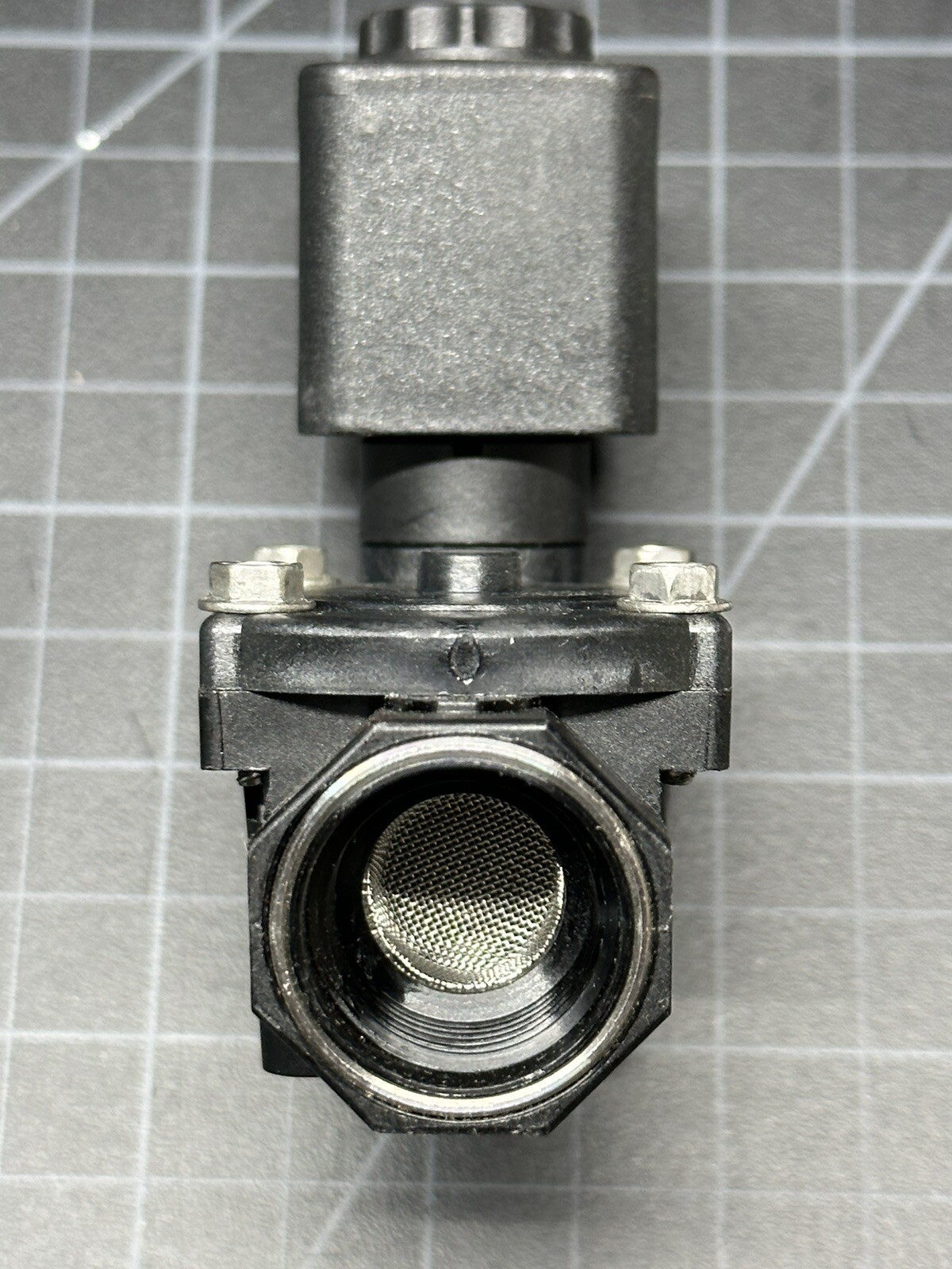 Spartan Scientific Solenoid Valve – 1/2″ NPT 2NC 120VAC 150PSI – 3585-020-9237B