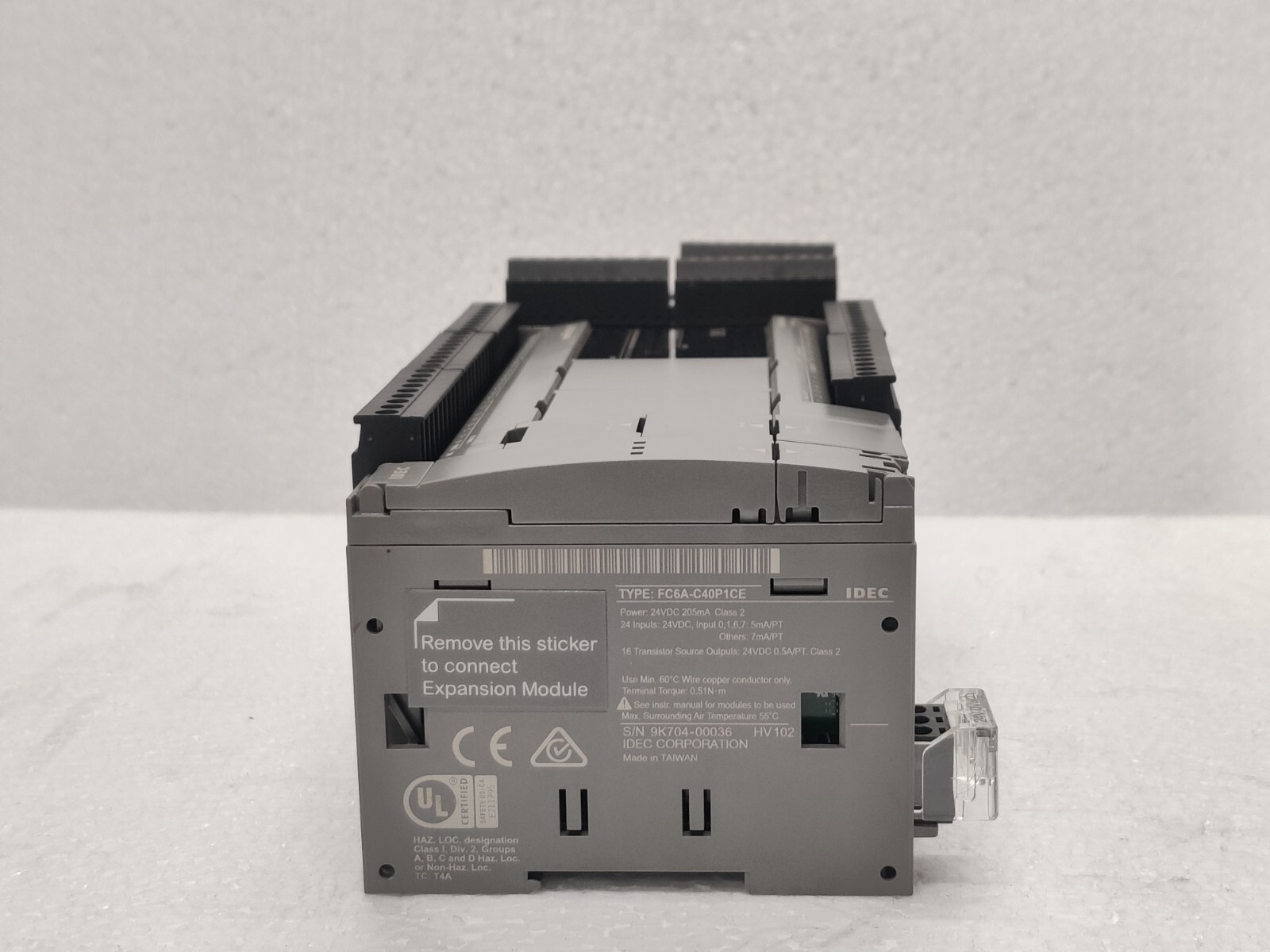 Idec MicroSmart FC6A-C40P1CE Programmable Controller With FC6A-T16P1 And FC6A-J8