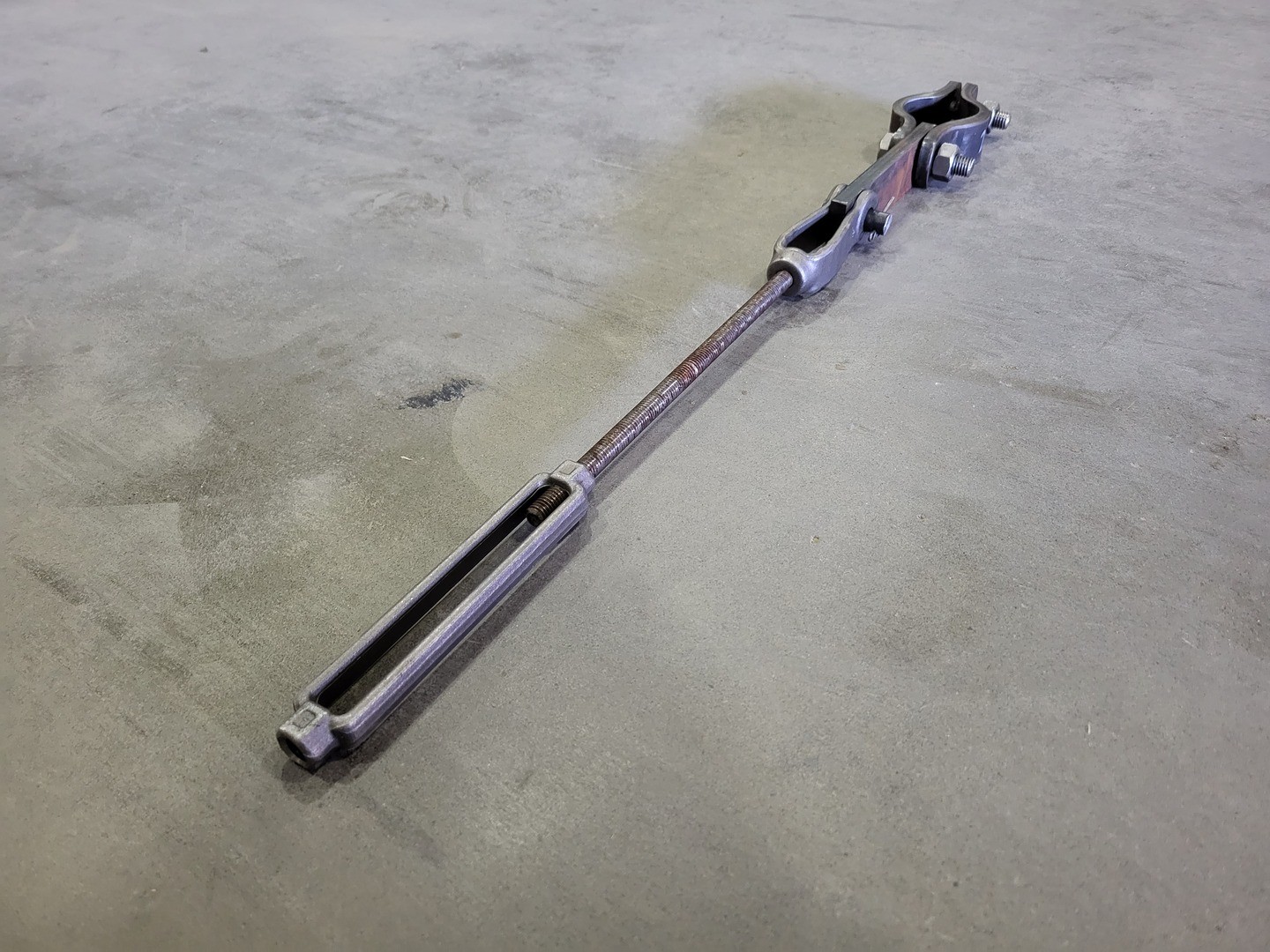 2″ Pipe Clamp Turnbuckle & Threaded Rod 52″ Long – Pipefittings