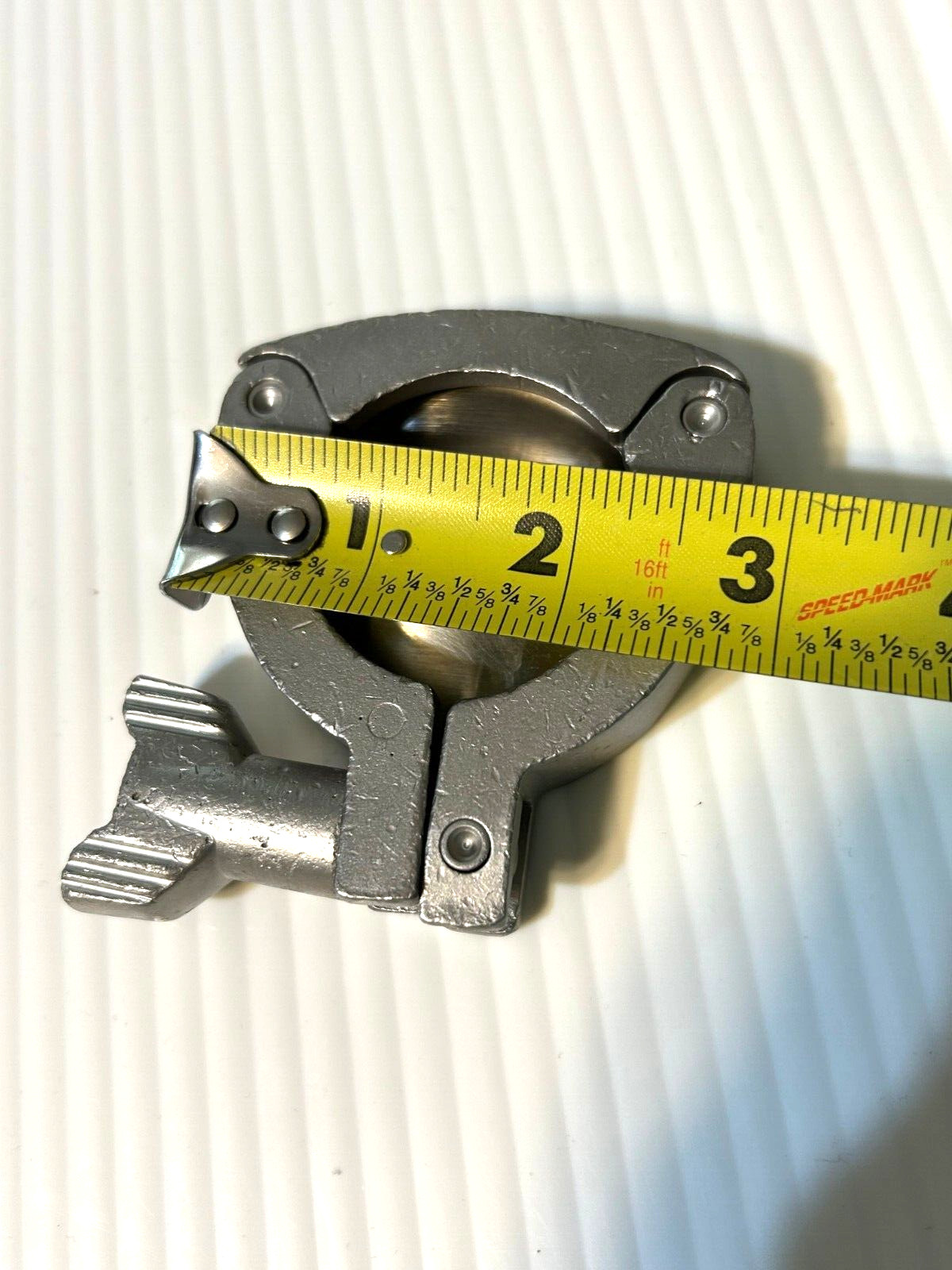 LADISH 3-1/4″ x 3″ (Approx) Ladish Stainless S/S Sanitary Flange Clamp with Cap.