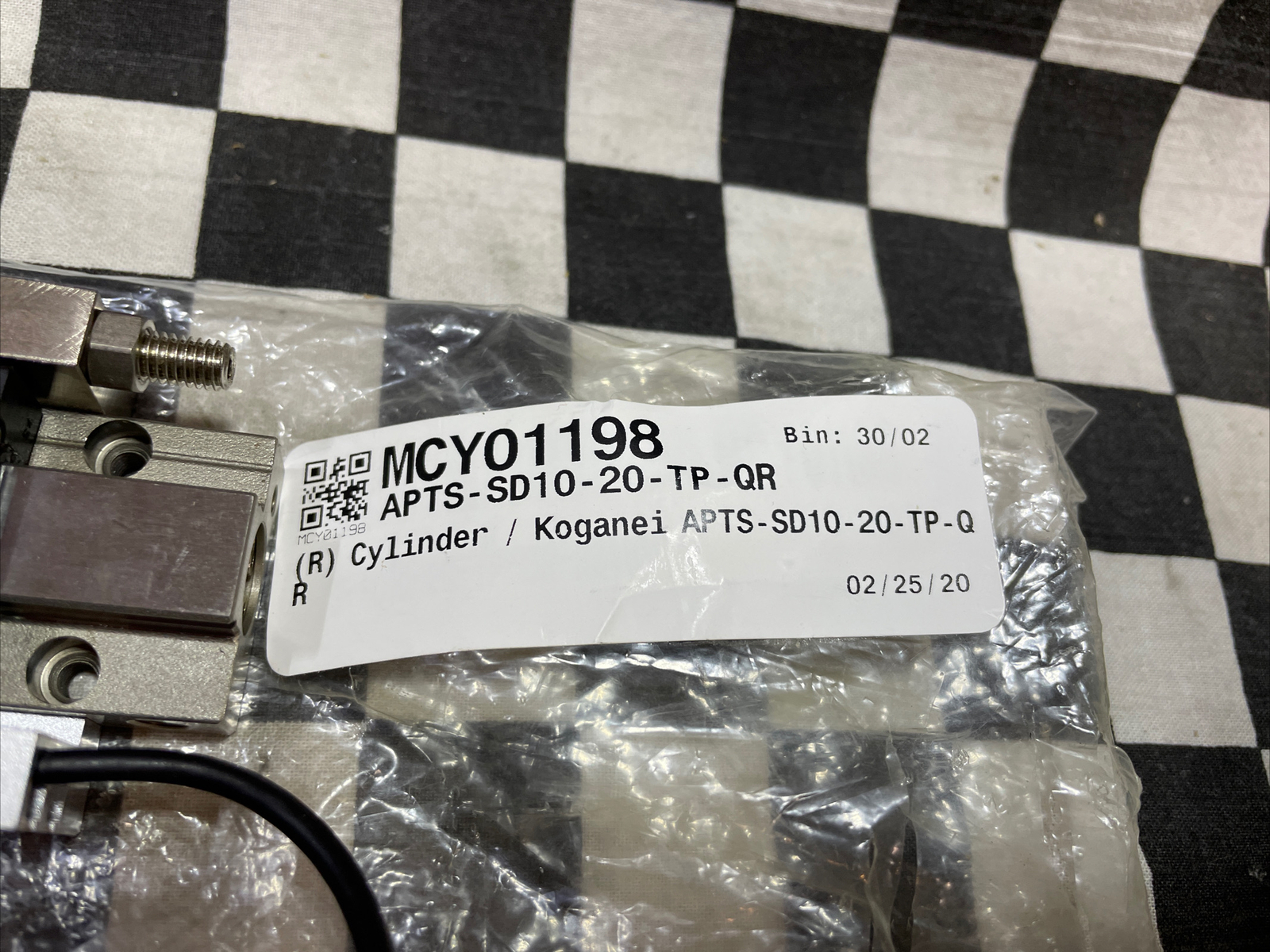 Koganei Slide Cylinder, APTS-SD10-20-TP-QR, APTSSD1020TPQR, SHIPSAMEDAY#131E25