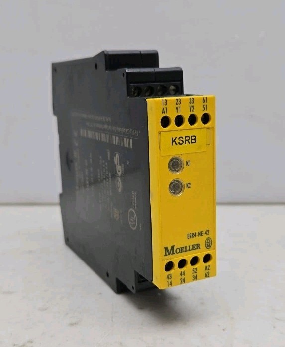 Moeller ESR4-NE-42 Safety Relay 24V Ac/Dc 50/60Hz 230Vac 6A 18815601 Used See Pi