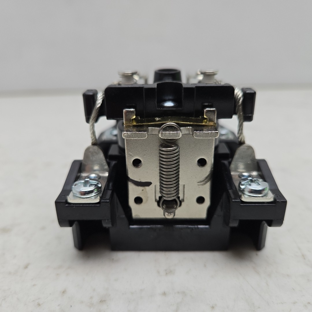 Potter & Brumfield PRD-11AY0-240 Power Relay Dpdt 240 Vac 25A Panel Mount New