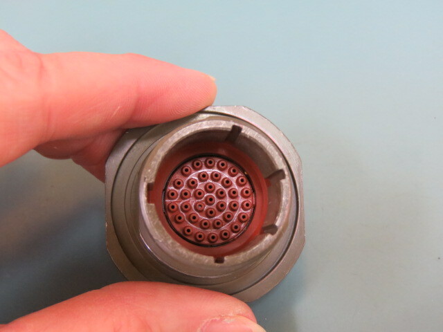 AMPHENOL D38999/24WD35PB Qty of 1 per Lot 37 Position Circular Connector Recept