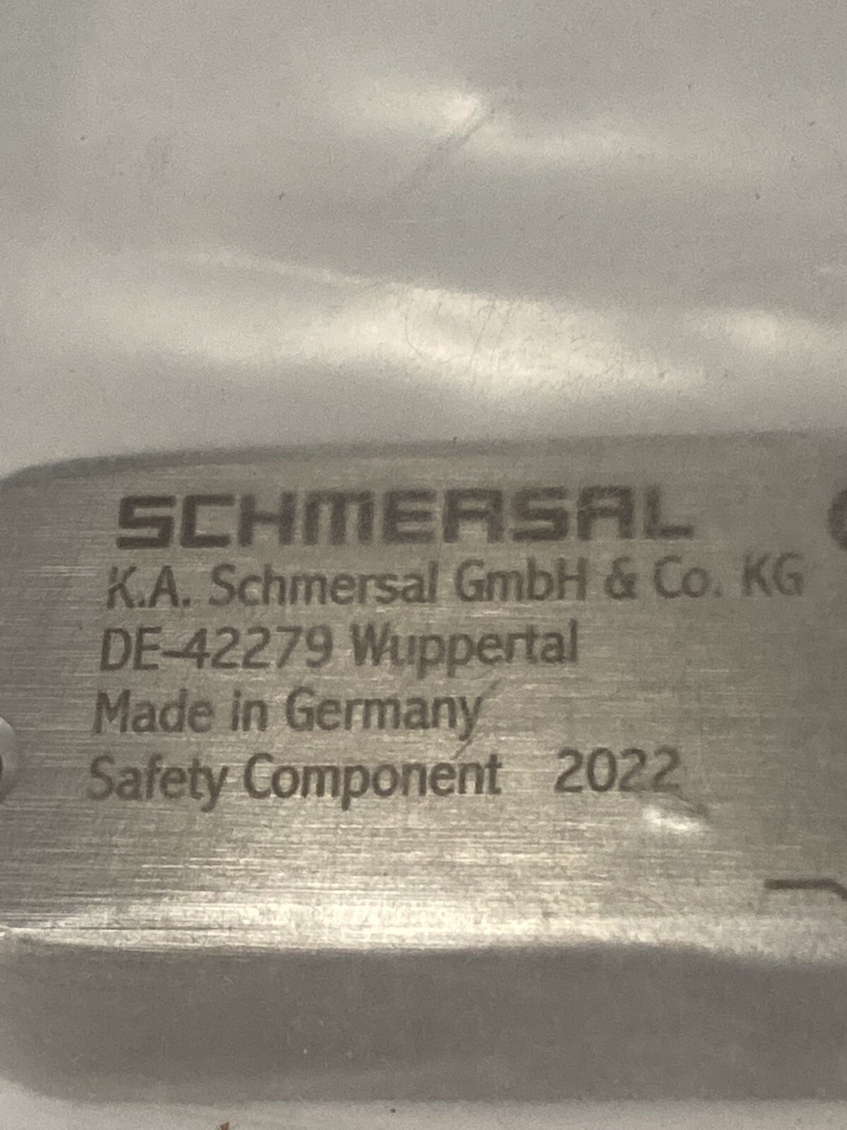 SCHMERSAL BPS 40S-1 MAGNET ACTUATOR STAINLESS STEEL NIB