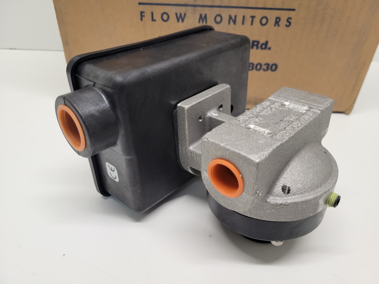 NEW OLD STOCK! UFM FLOW MONITOR SN-ASB1GM-4-1500V.9-A1NL-.25D 0-1 GPM