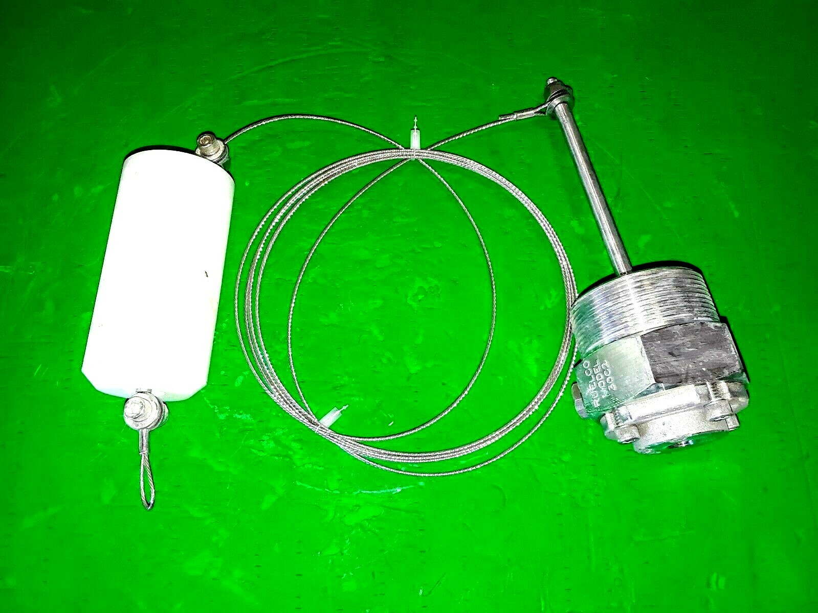 🟠 RUELCO 2″ PNEUMATIC LIQUID LEVEL SWITCH PESSCO IS OFFERING 1 R032221-10-12 🗽