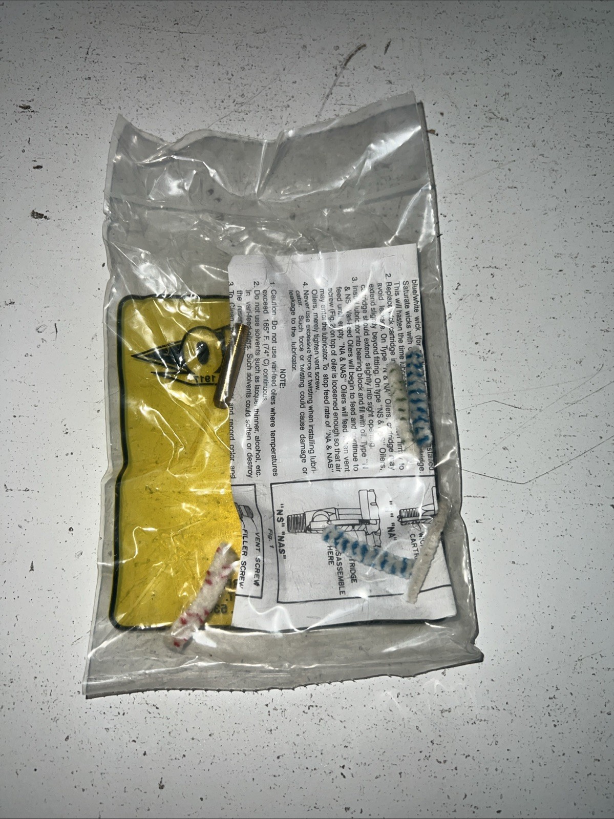TRICO 30742 4 OZ. N OILER 1/4 FITTING **NOS**