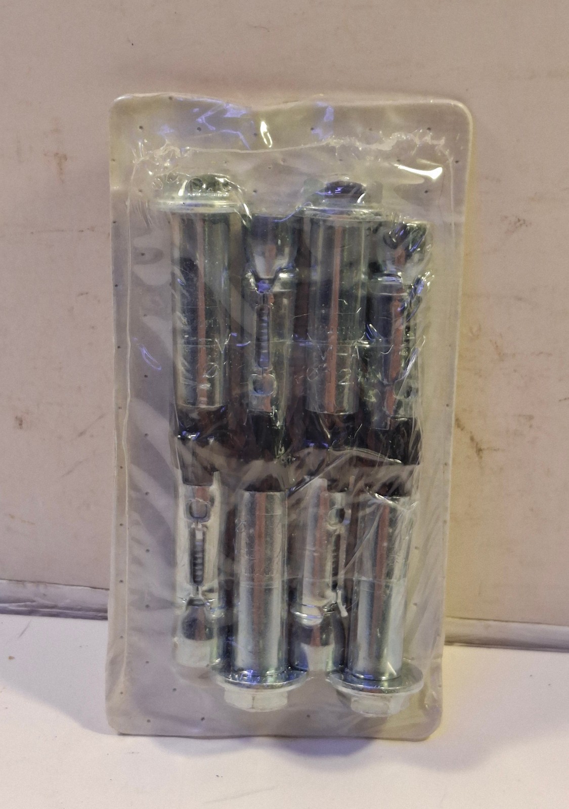 4 NEW A-SAFE B-02-01-0036 ANCHOR BOLTS NNB ***MAKE OFFER***