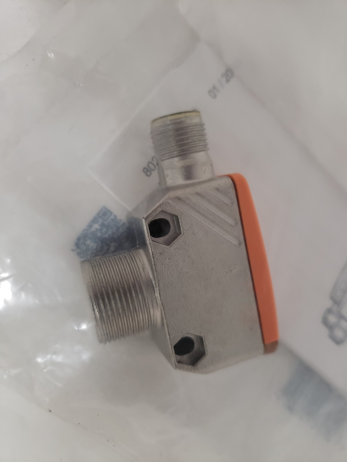 IFM ELECTRONIC OGH-HPKG/US/CUBE/200MM DIFFUSE REFLECTION SENSOR (OGH281) NIB