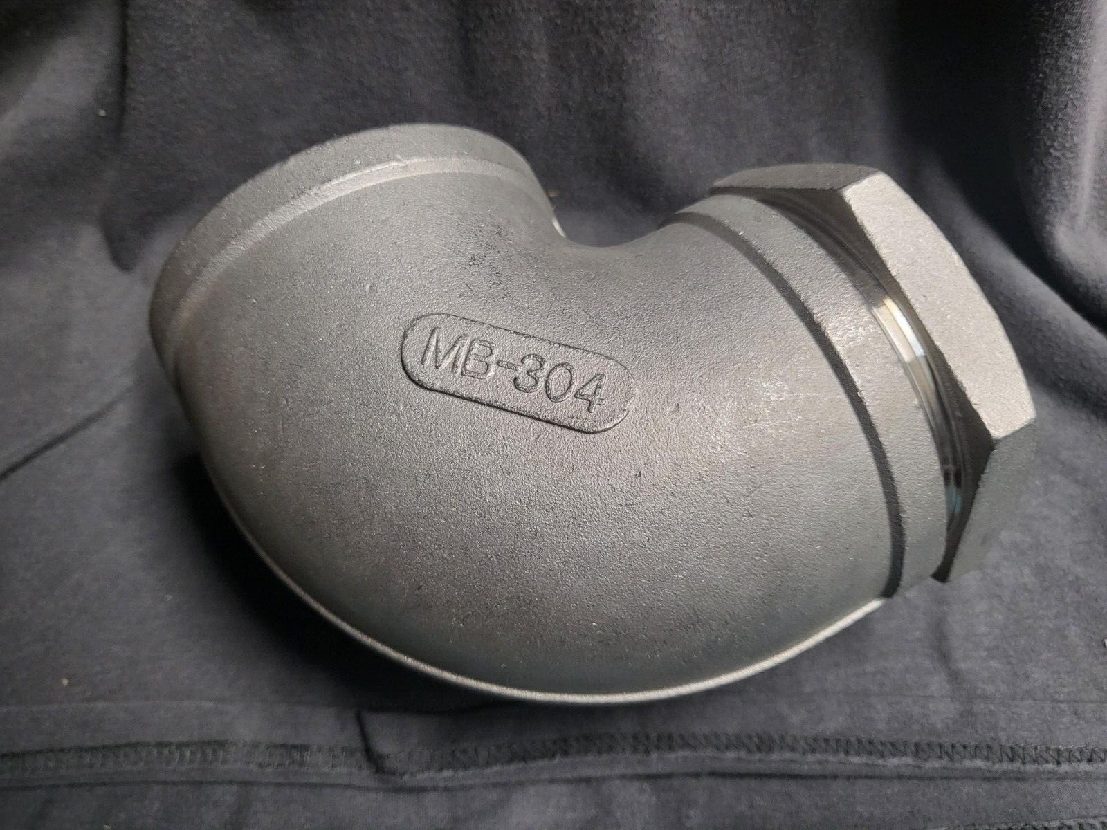 90* Elbow 3″ NPT X 2.50″ Reducing Female MB-304 S/S 150#