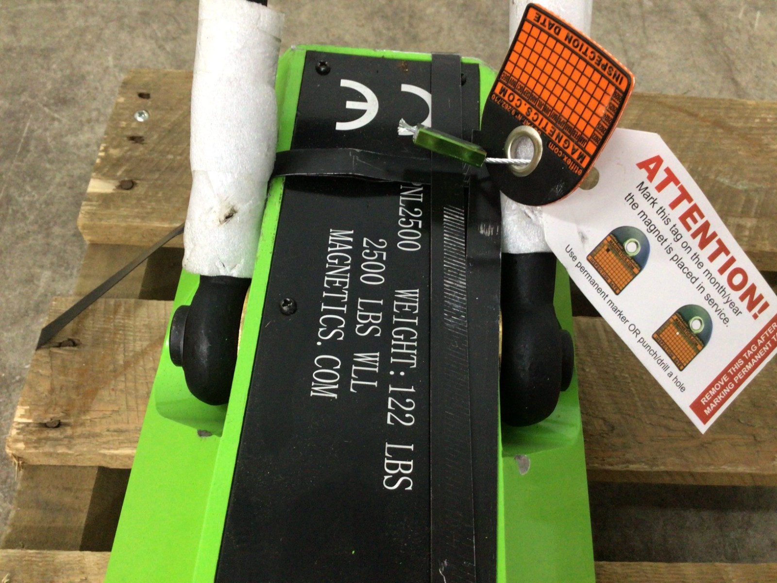 MAG-MATE – PNL2500 Lifting Magnet 2,500 lb Max Load On/Off Handle