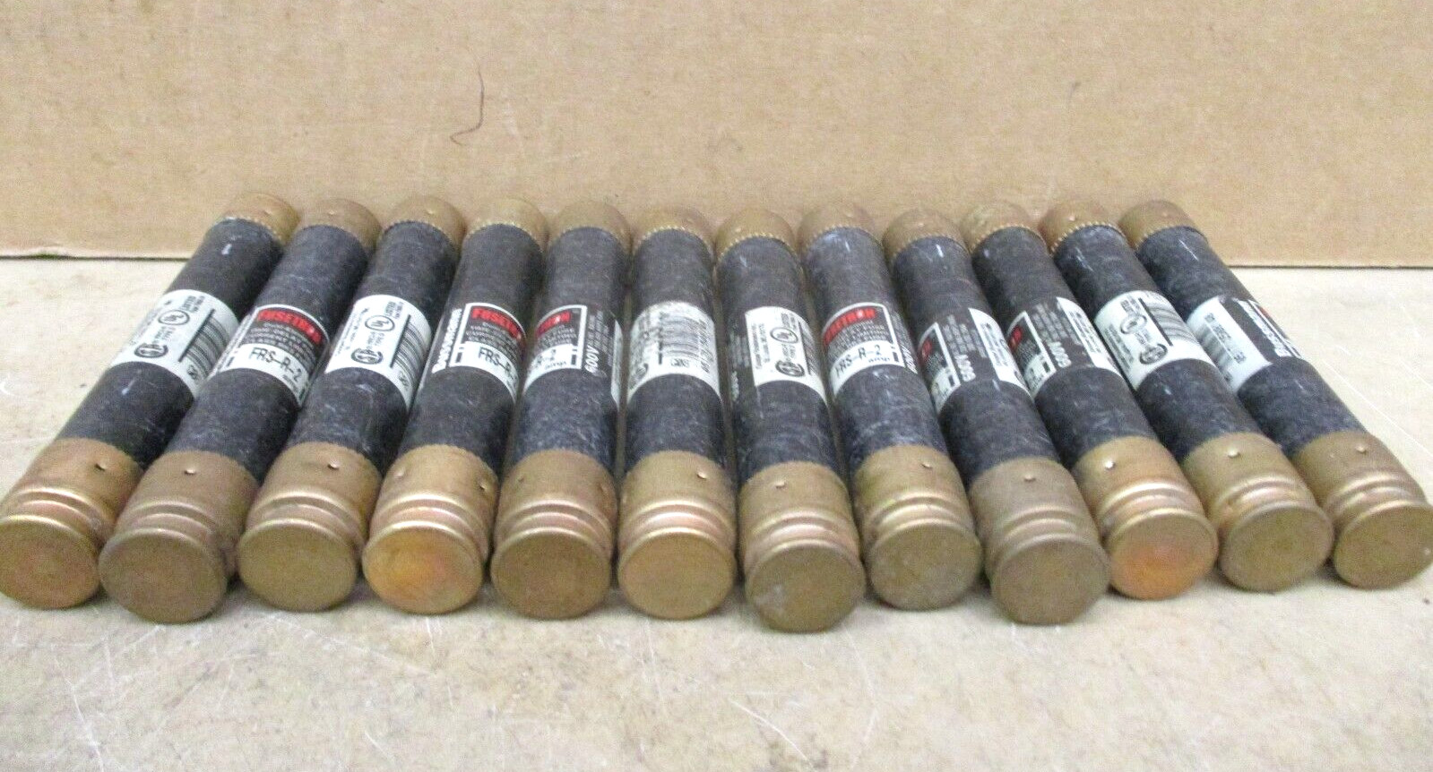 Cooper Bussmann Fusetron FRS-R-2 Fuse Lot of 12 Pieces 48223ISU