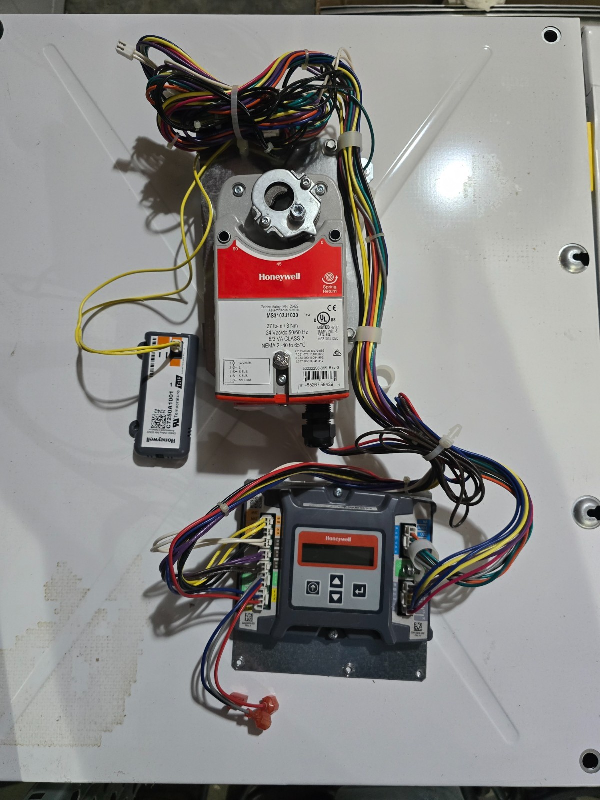 JADE Economizer Systems – Communicating 27 lb-in. DCA