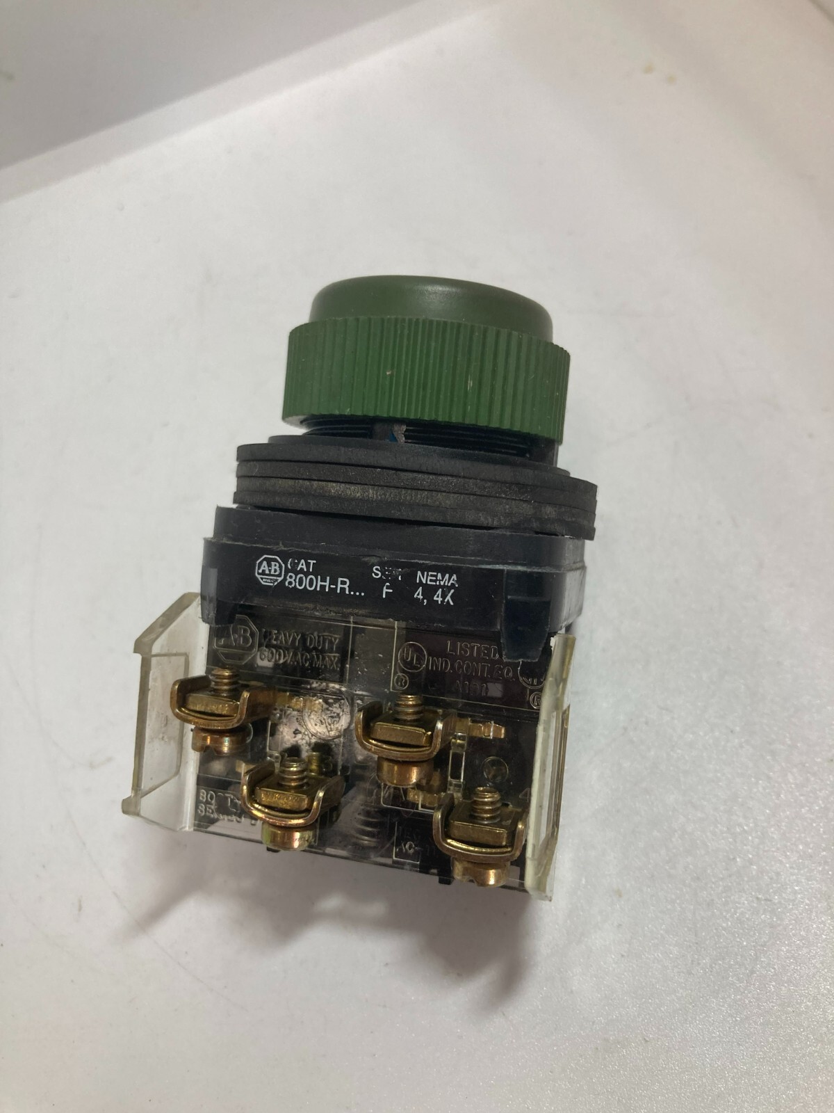 ALLEN BRADLEY 800H-R1A PUSHBUTTON BOOTED GREEN 1NO/1NC SERIES F