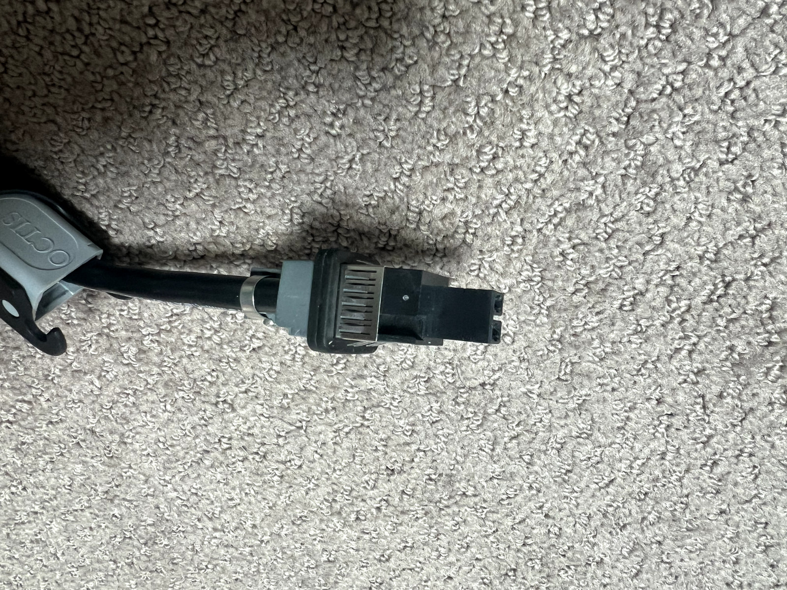 Amphenol Octis FCi 10135752-101LF with 16FT terminated cable (16AWG 2-wire)