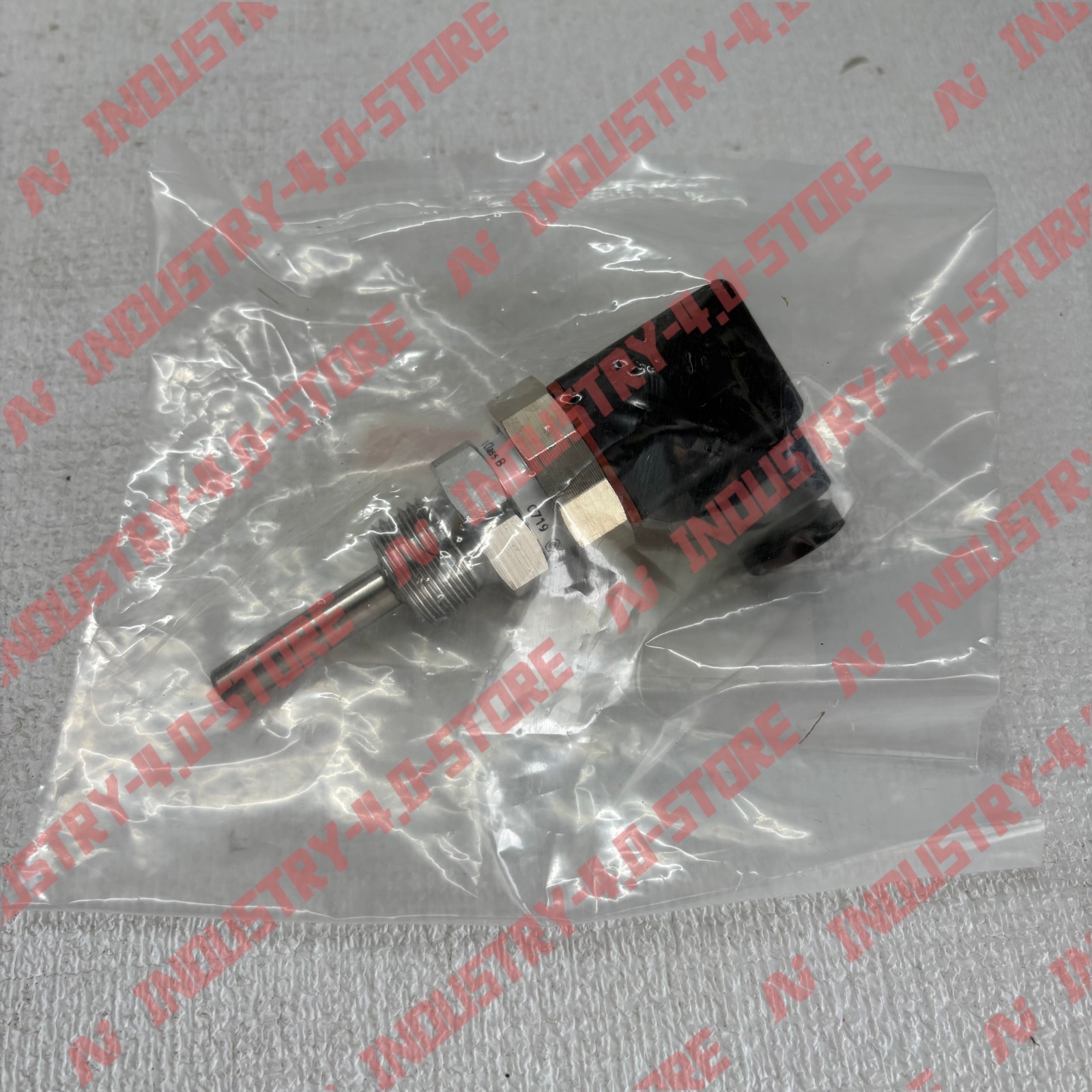 Danfoss 084Z8011 MBT5250 temperature sensor#1pcs new in box