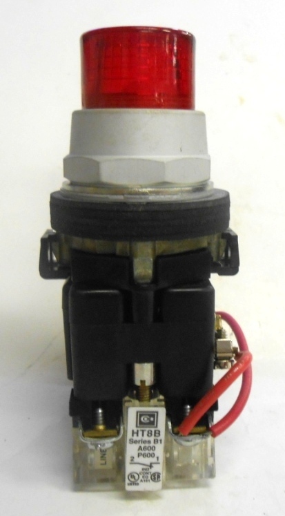 CUTLER HAMMER CONTACT BLOCKS, HT8B & HT8A, WITH 120V RESISTOR