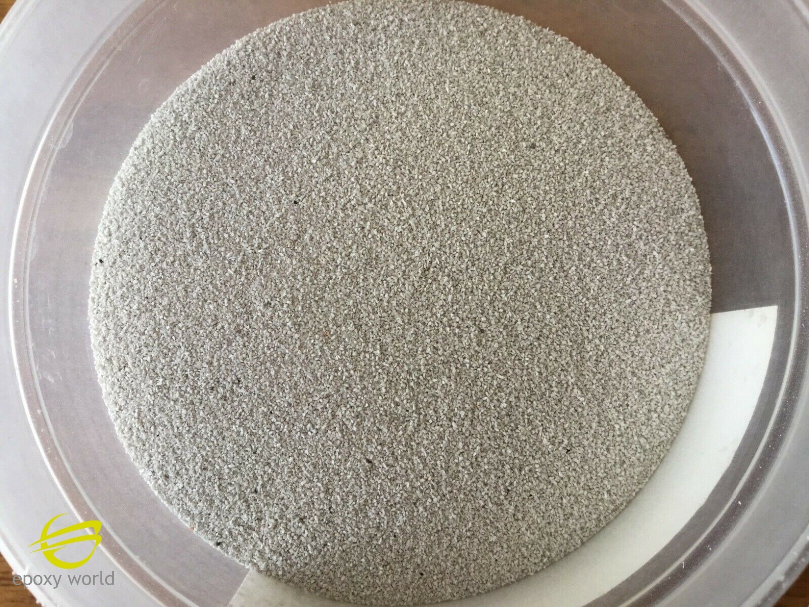 NON SKID MEDIUM PUMICE additive for RESINS, PAINT, GELCOAT 4 quarts (1 gallon)