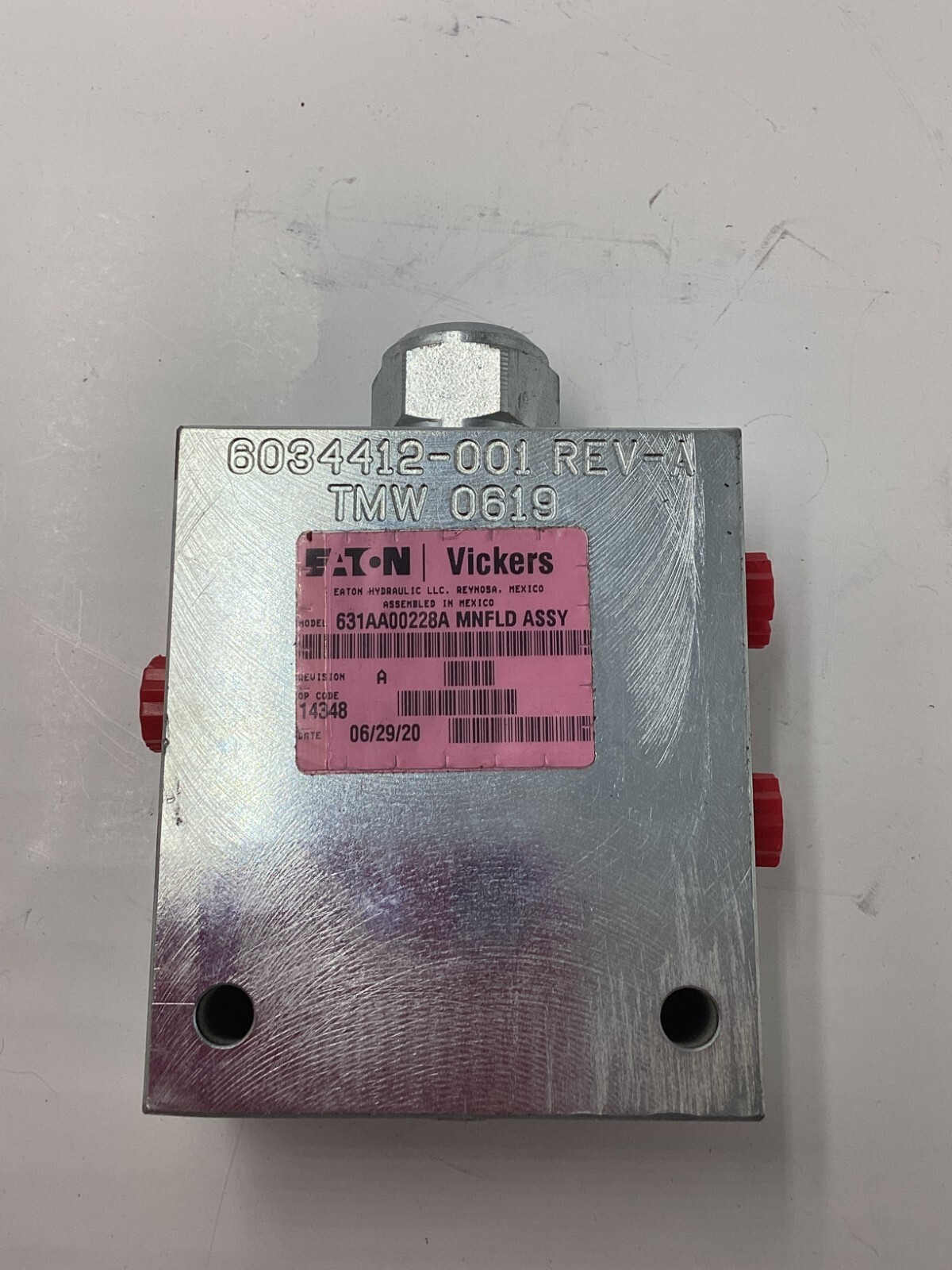 Eaton Vickers Manifold Assembly 631AA00228A