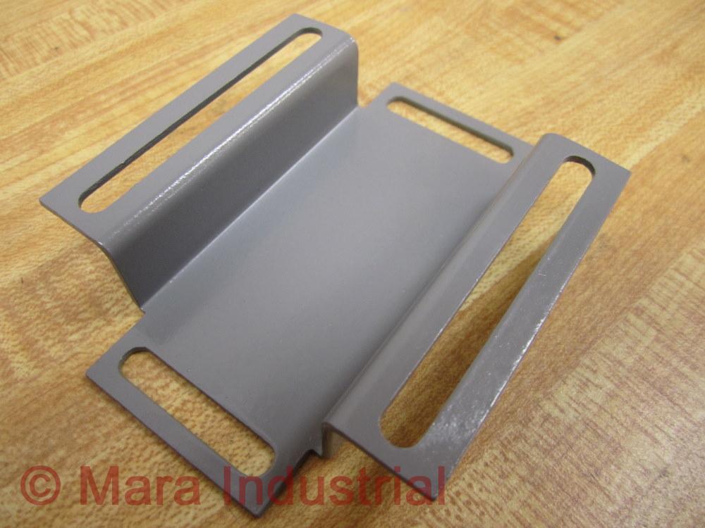 Cutler Hammer E51KH3 Eaton Stand-Off MTG. Bracket