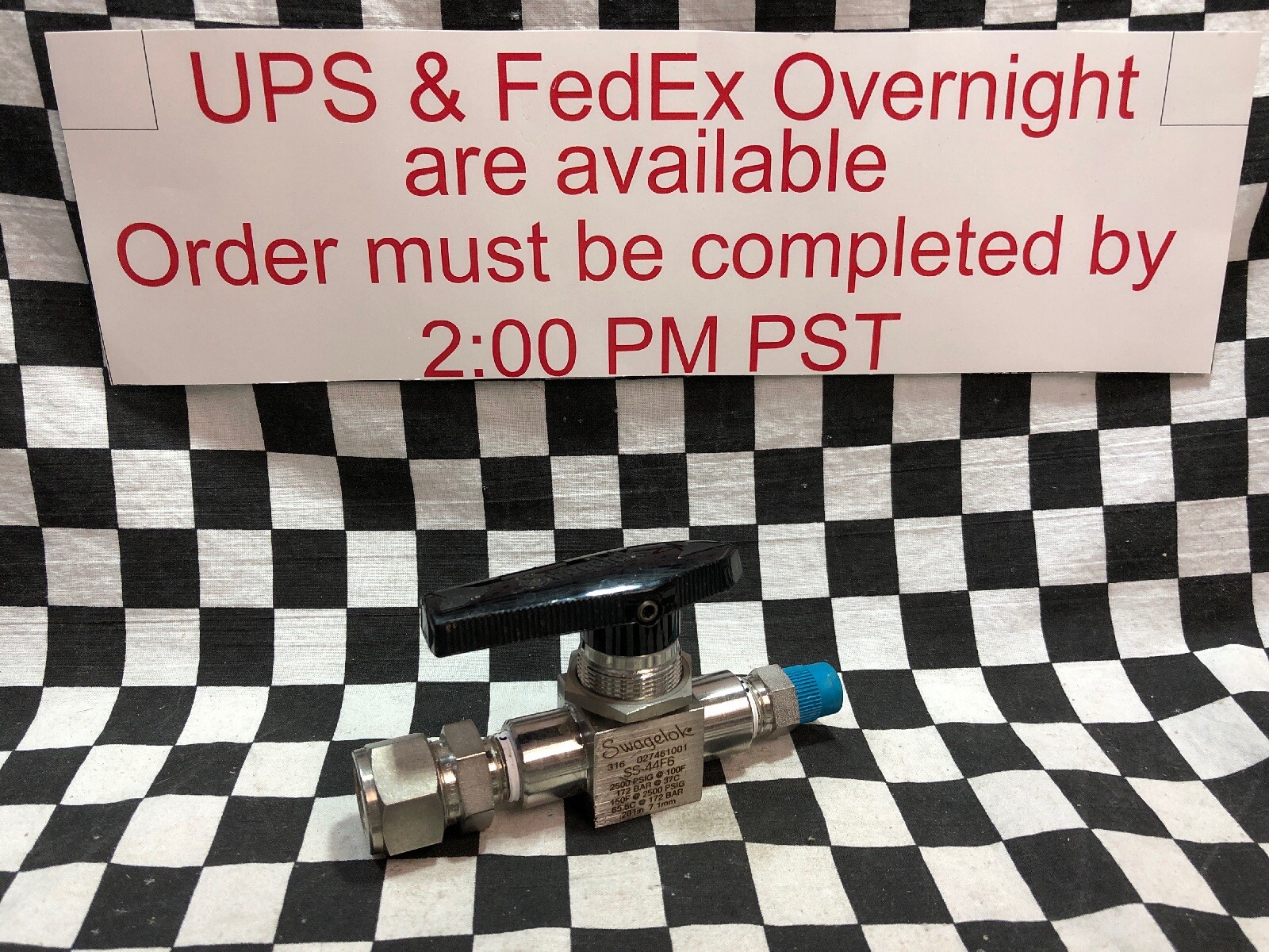 SWAGELOK BALL VALVE 3/8″ FNPT = (1/2″ COMP x 3/8″ NPT) SS-44F6, SS44F6, #1615Q3A