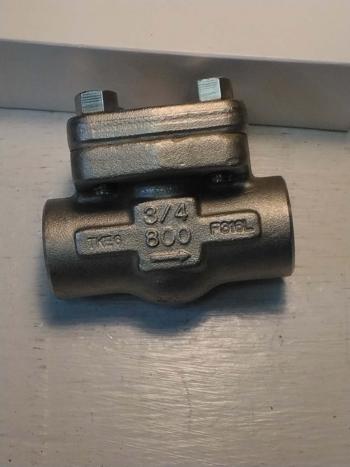 OIC 3/4″ Fnpt CL800 1920 Psi Ss316 Nos 1 Qty