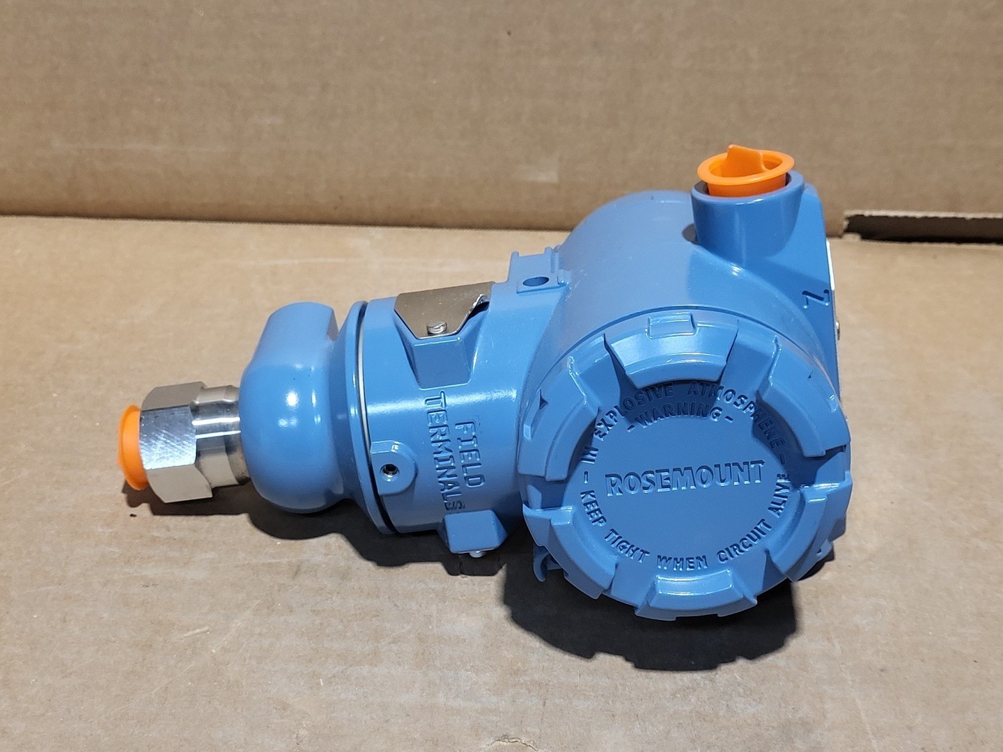 SURPLUS NEW Rosemount 3051TG2F2B21AB4C6Q4Q8 Coplanar Pressure Transmitter