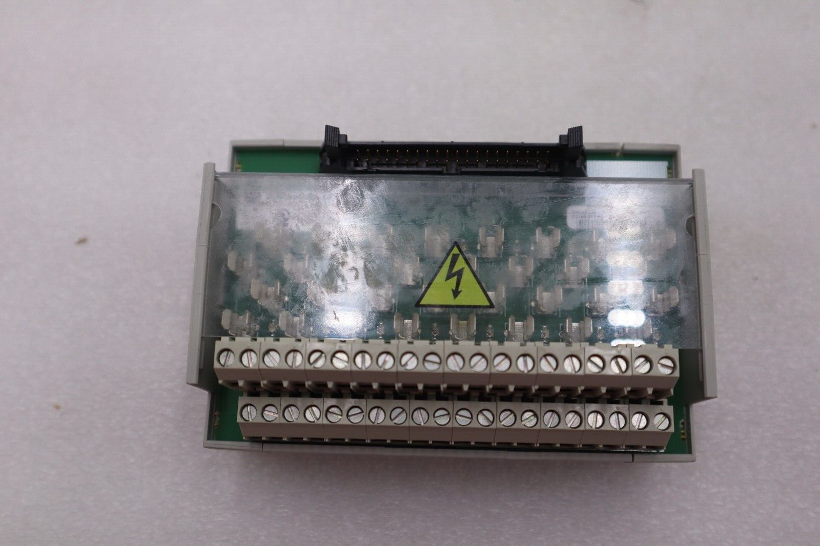 ALLEN BRADLEY 1492-IFM40FFS120-2 SER A Interface Module #4084