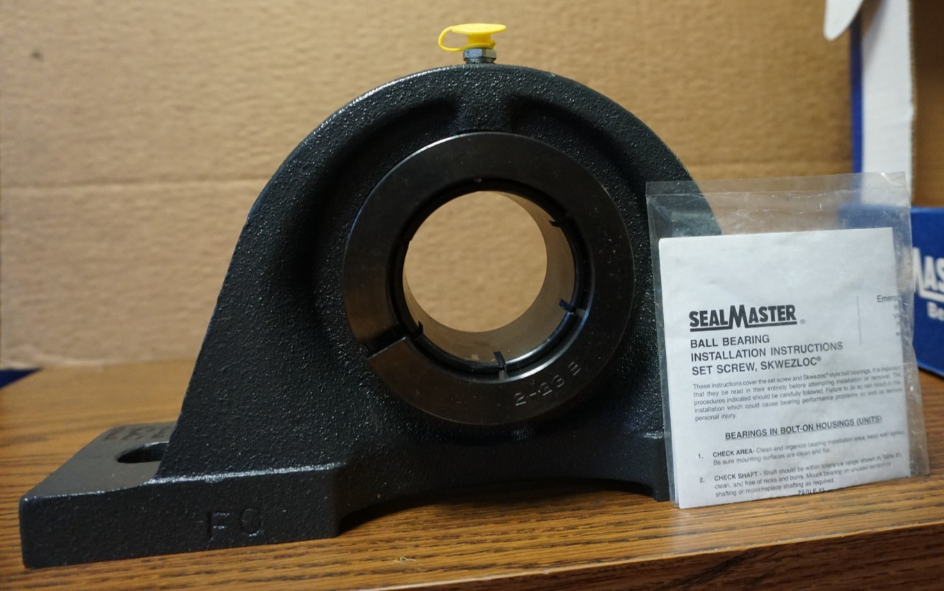 Sealmaster SP-35TC Gold Line 2 Bolt Pillow Block Bearing 2-3/16″ Bore (NEW)
