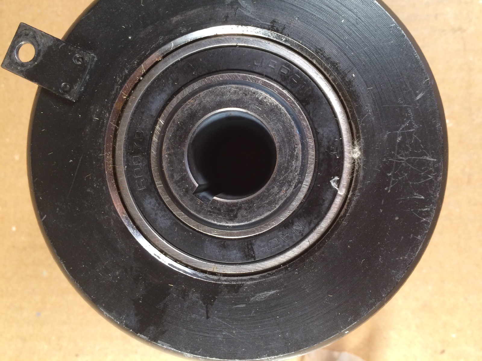 WARNER ELETRIC SFP-400 CLUTCH XR-05044 *BELIEVED TO BE SLIGHTLY USED TO NEW * —