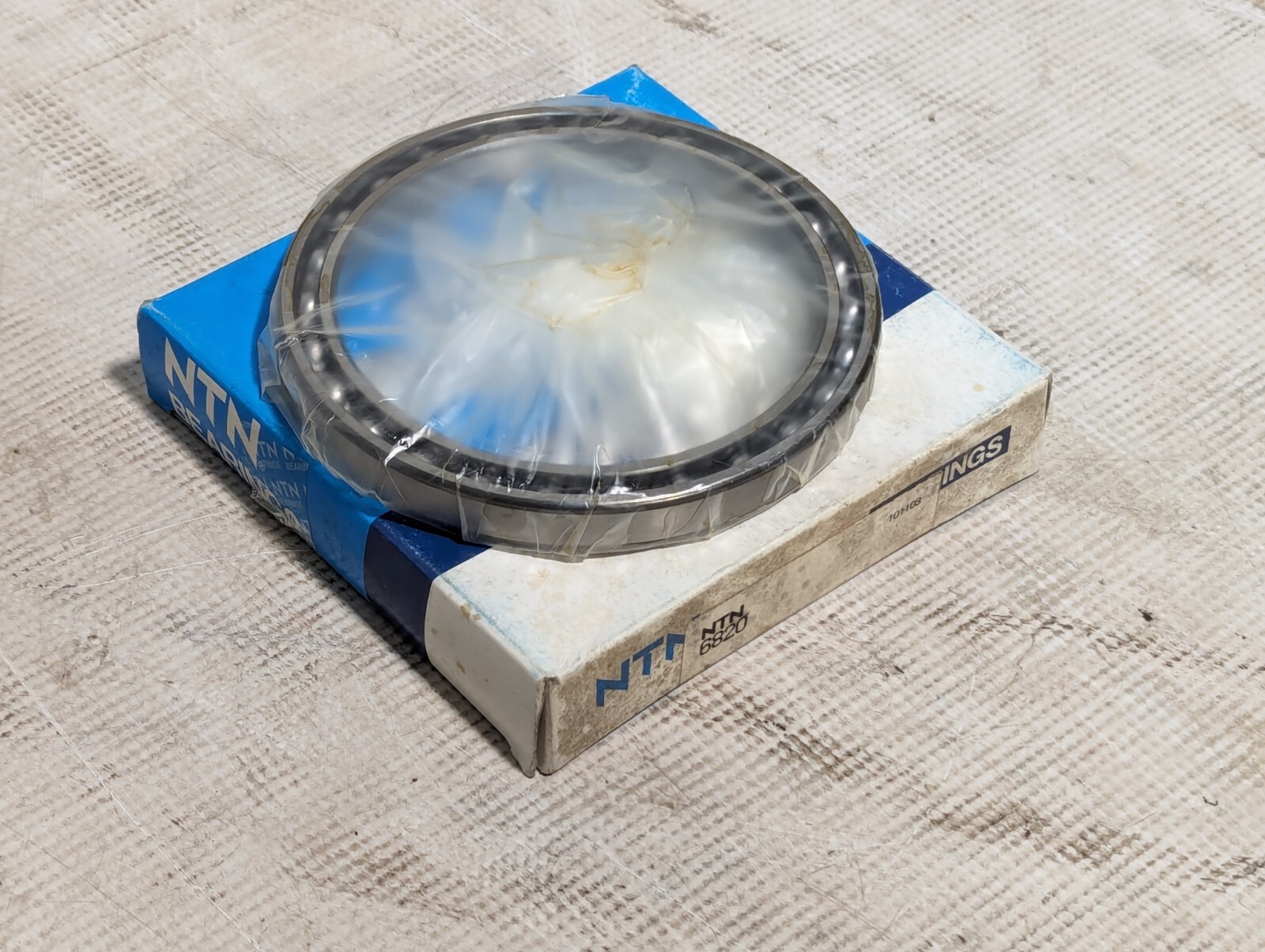 NTN 6820 Deep Groove Ball Bearing, 100mm x 125mm x 13mm.