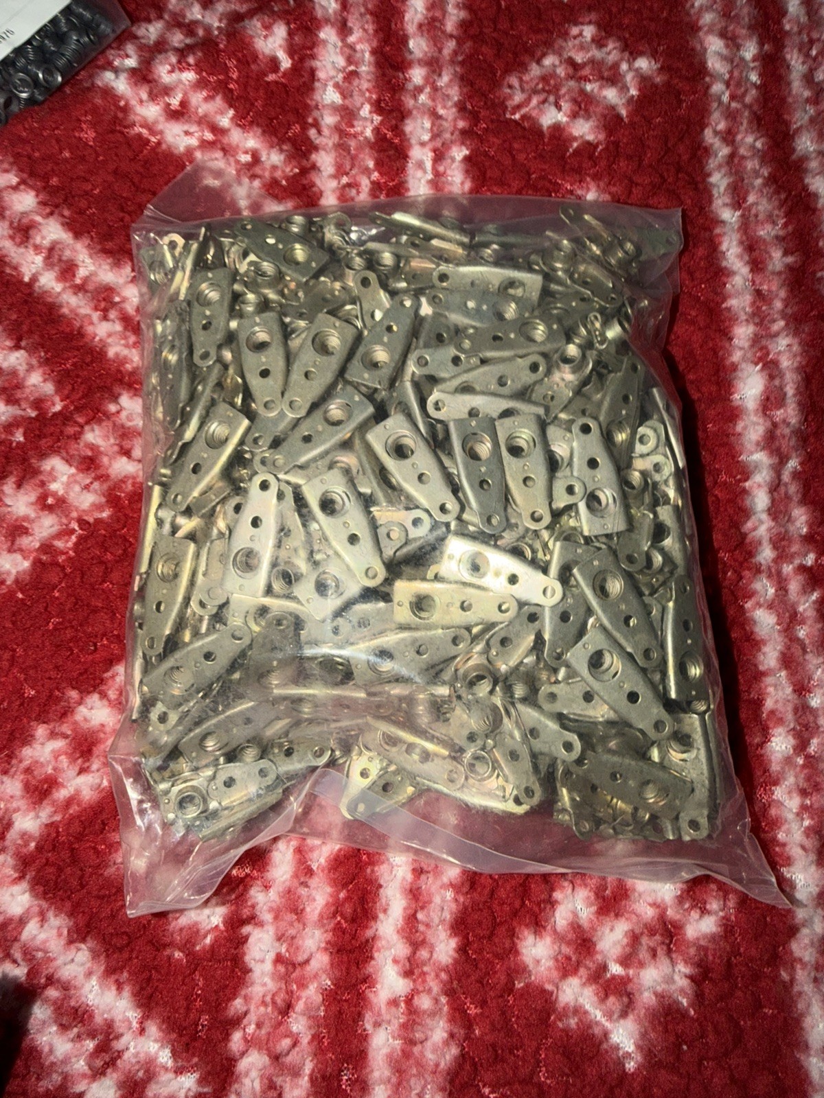 One Monroe Aerospace MS21061-3 SELF LOCKING NUT PLATE (LOT OF 20)