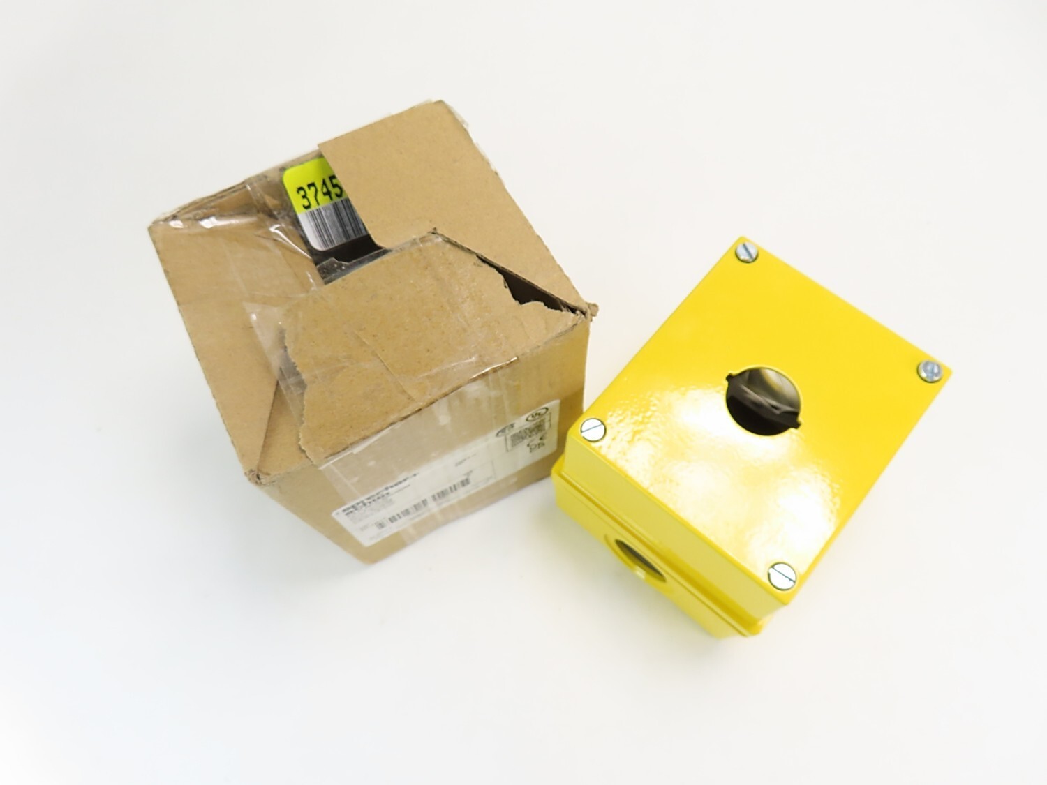 Sprecher + Schuh D7-1MYP Yellow Metal Enclosure Type 4,13 1 Hole NEW IN BOX