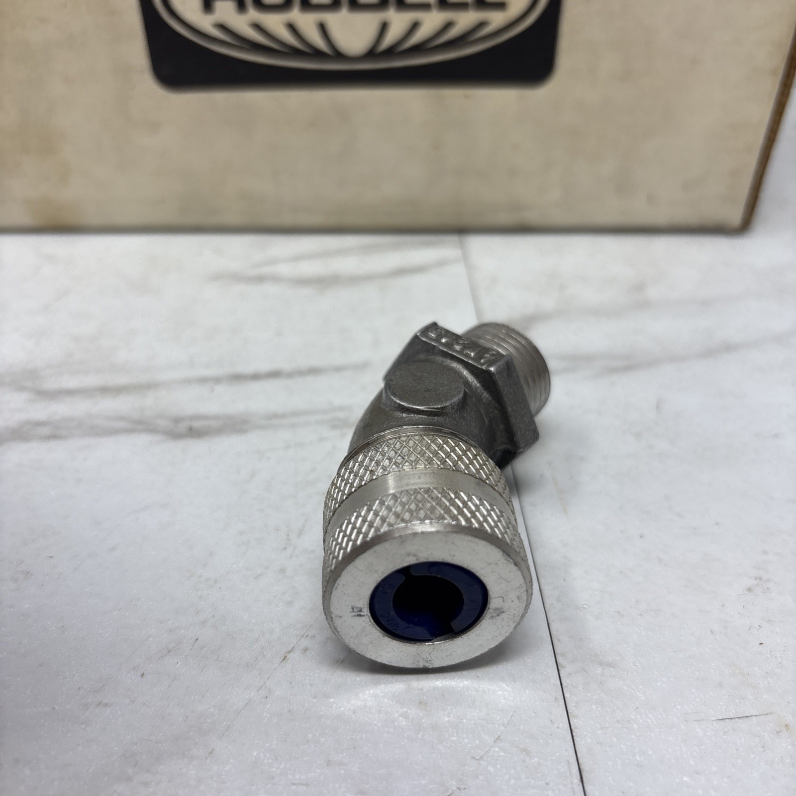 Lot Of 28 Hubbell VHC1023 Aluminum Cord Connector